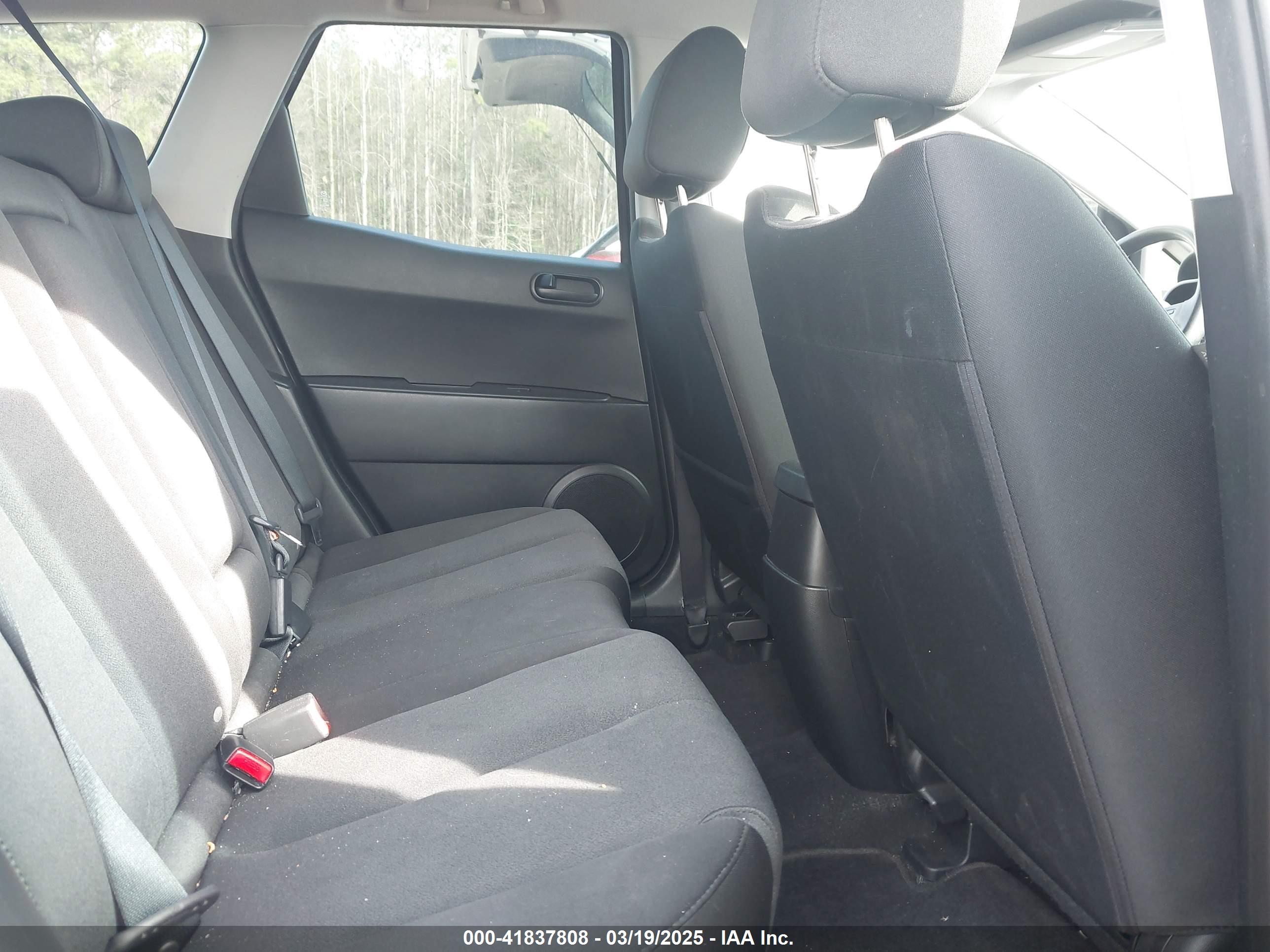 MAZDA CX-7 image 8