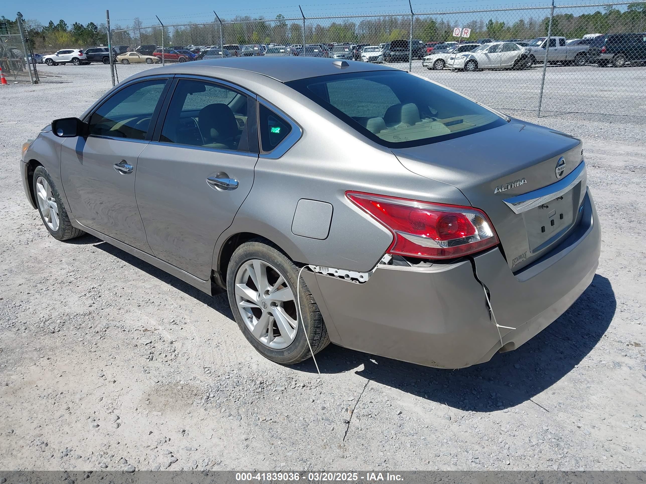 NISSAN ALTIMA image 3