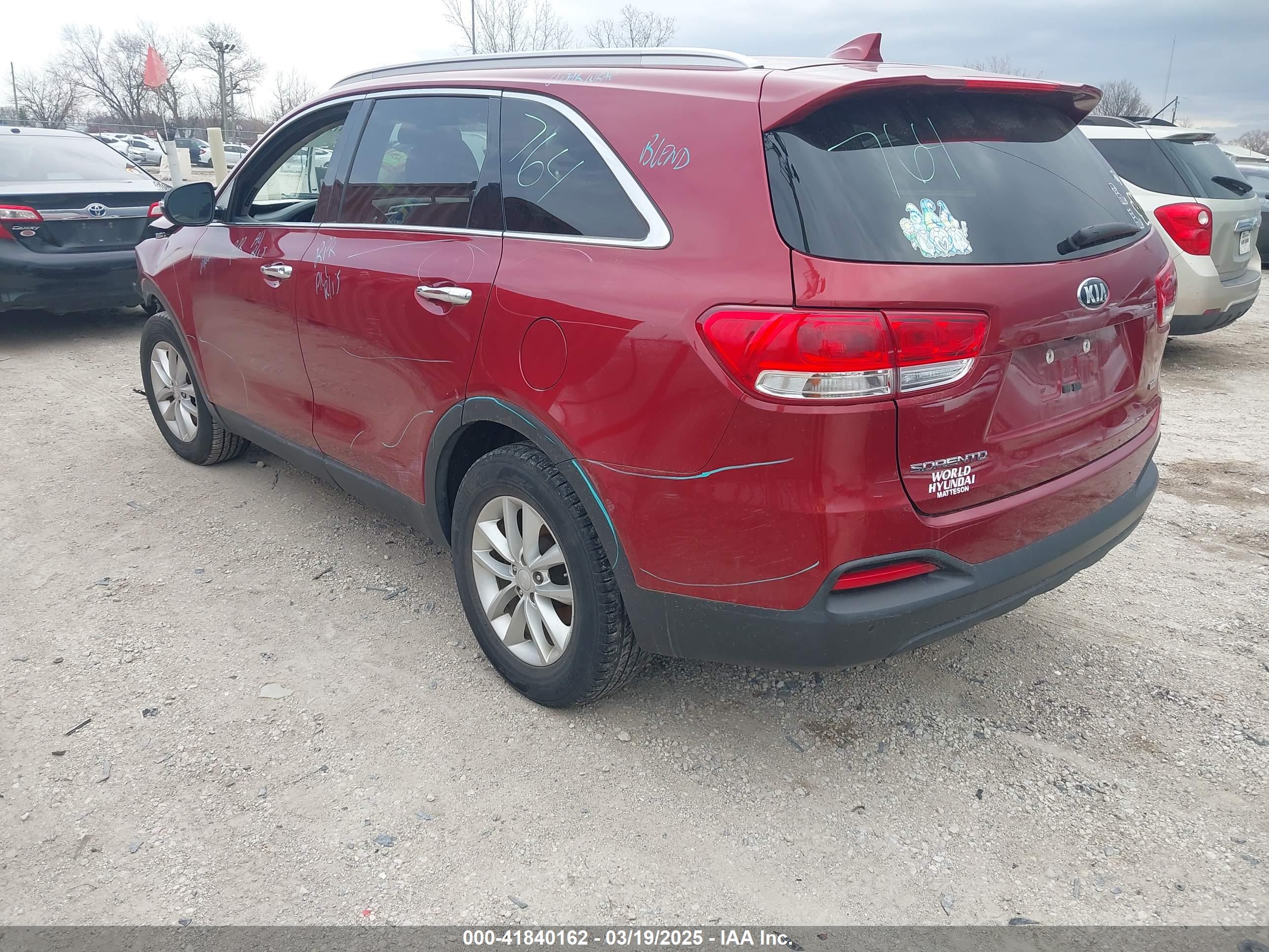 KIA SORENTO image 3