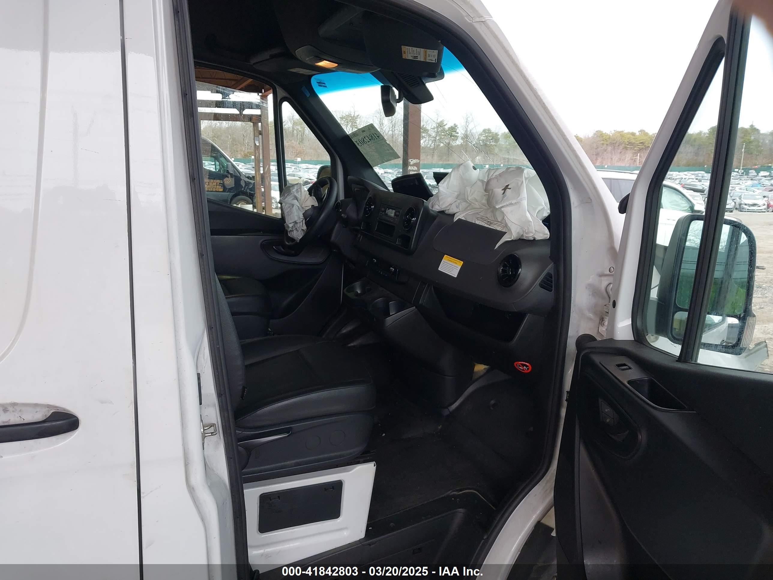 MERCEDES-BENZ SPRINTER image 5