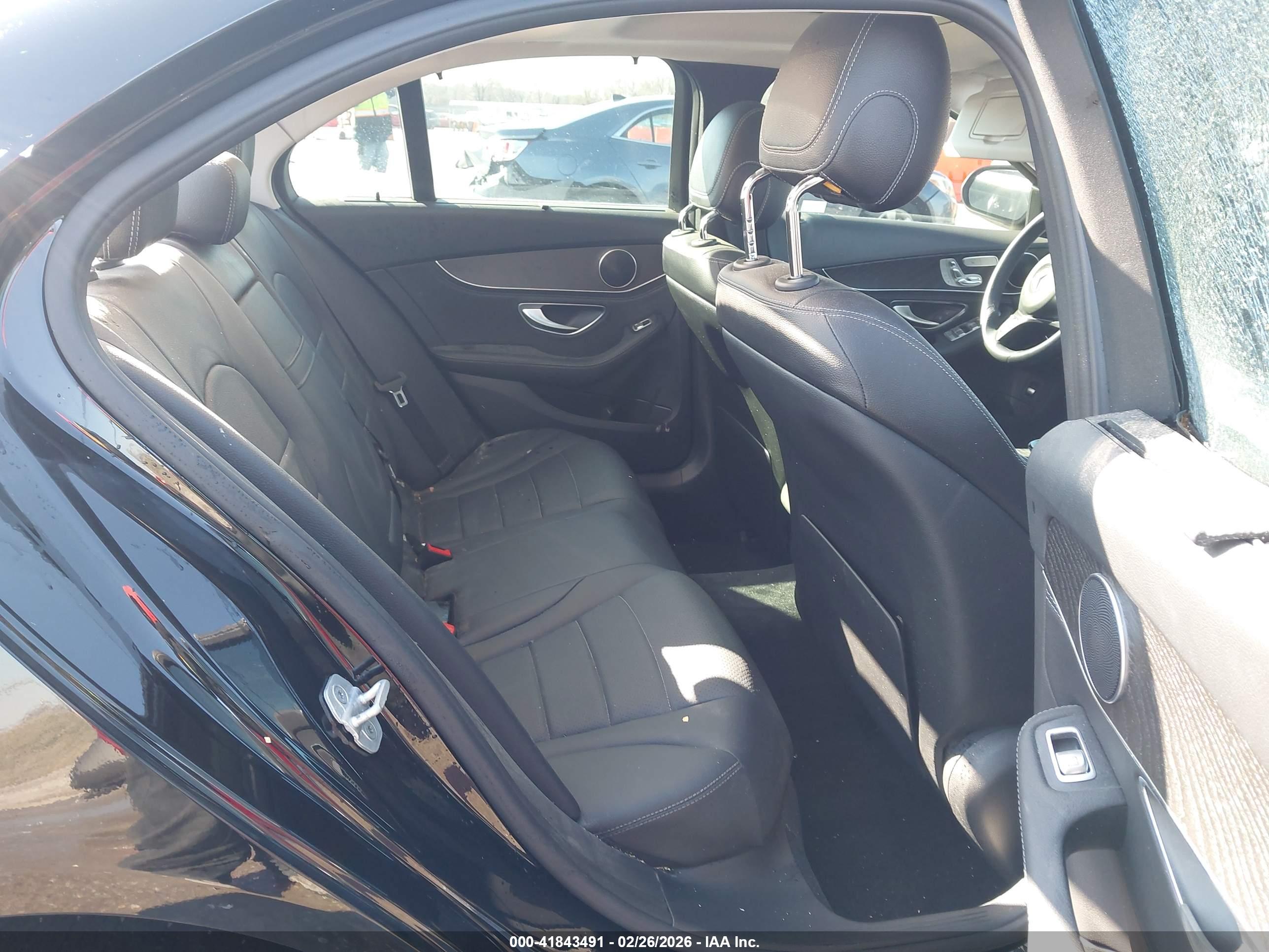 MERCEDES-BENZ C image 8