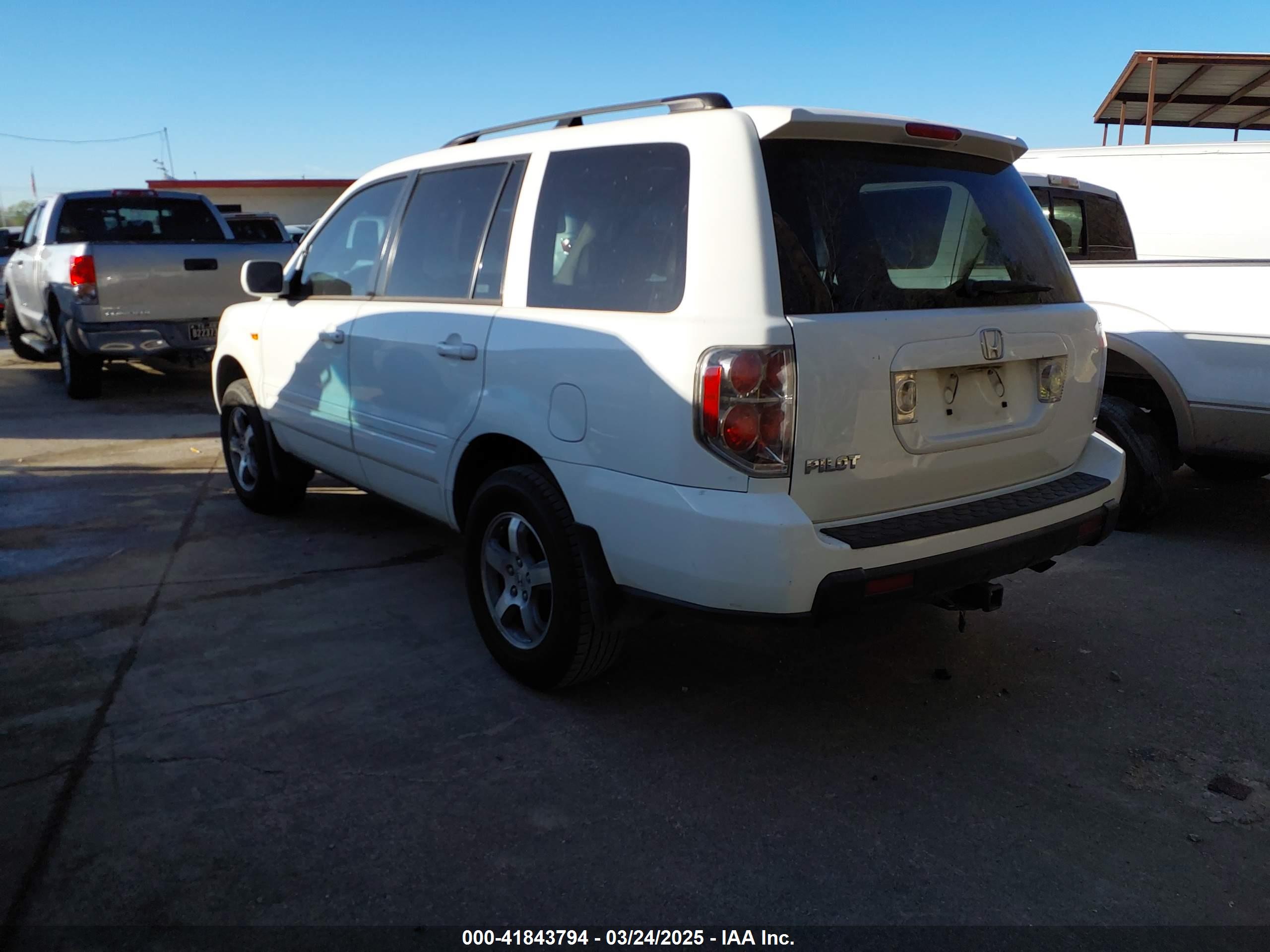 HONDA PILOT image 3