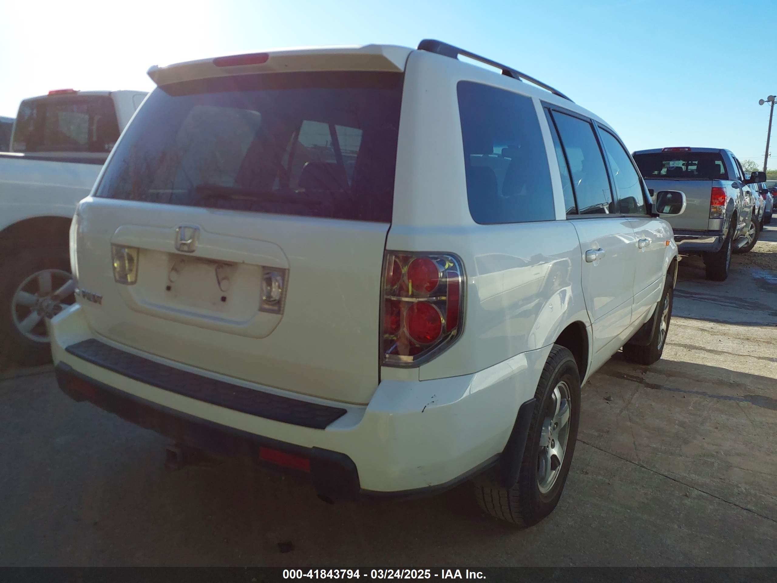 HONDA PILOT image 4