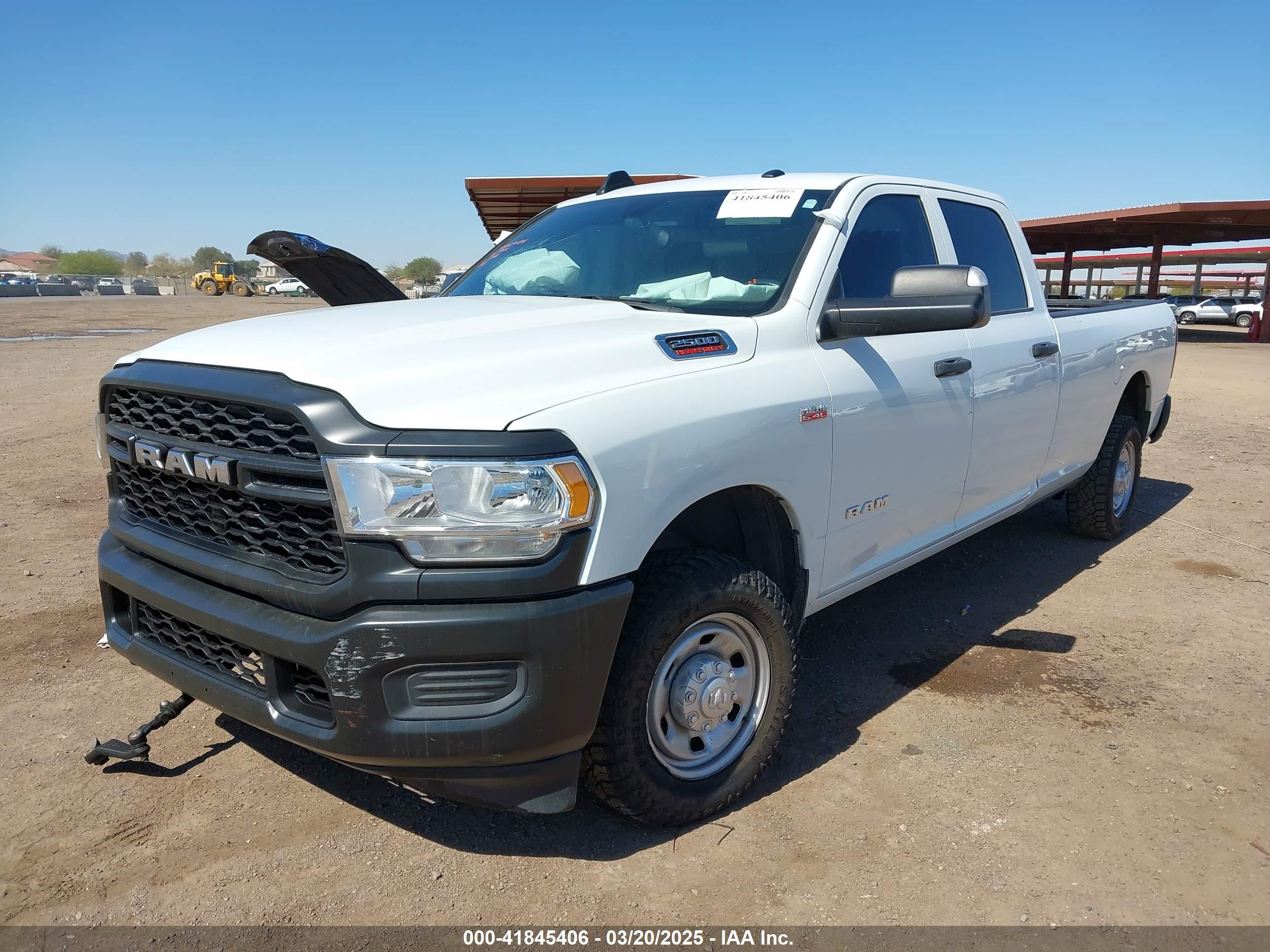 RAM 2500 image 2