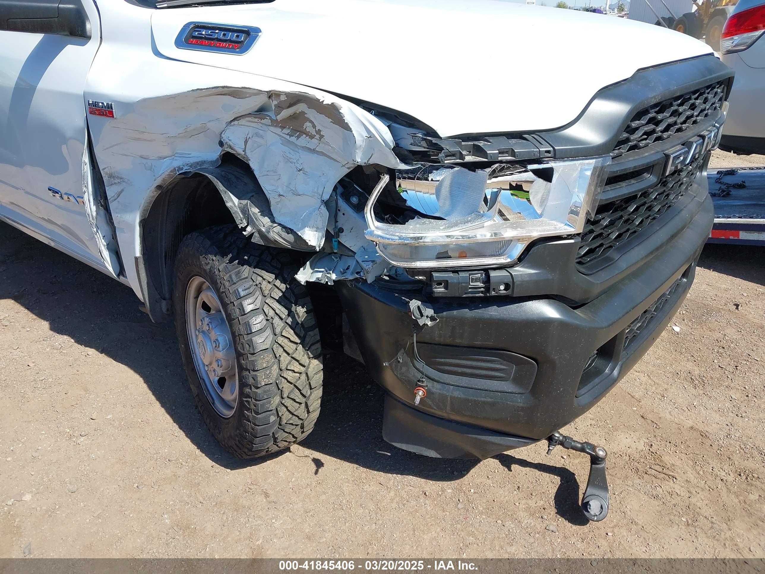 RAM 2500 image 6