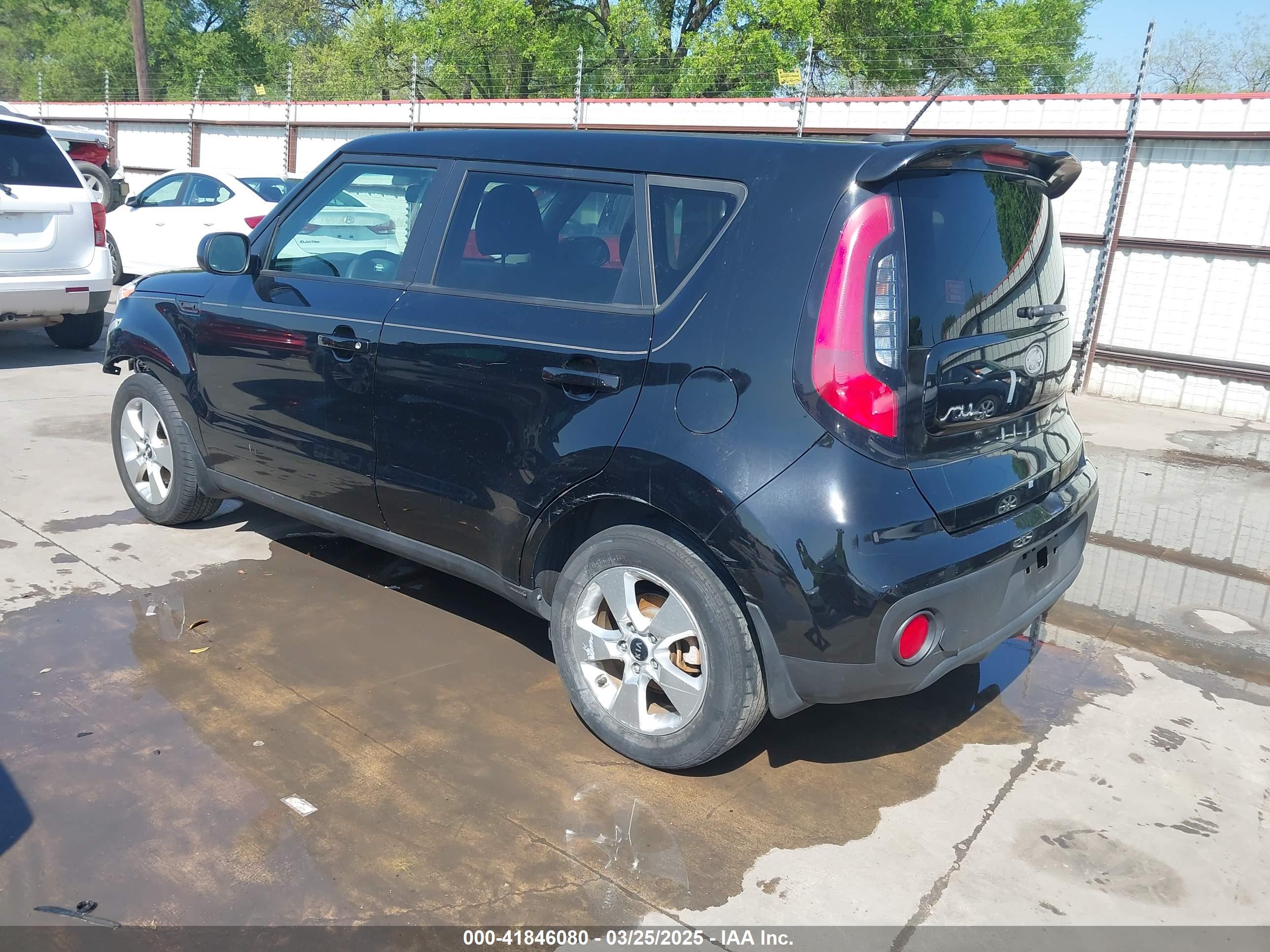 KIA SOUL image 3