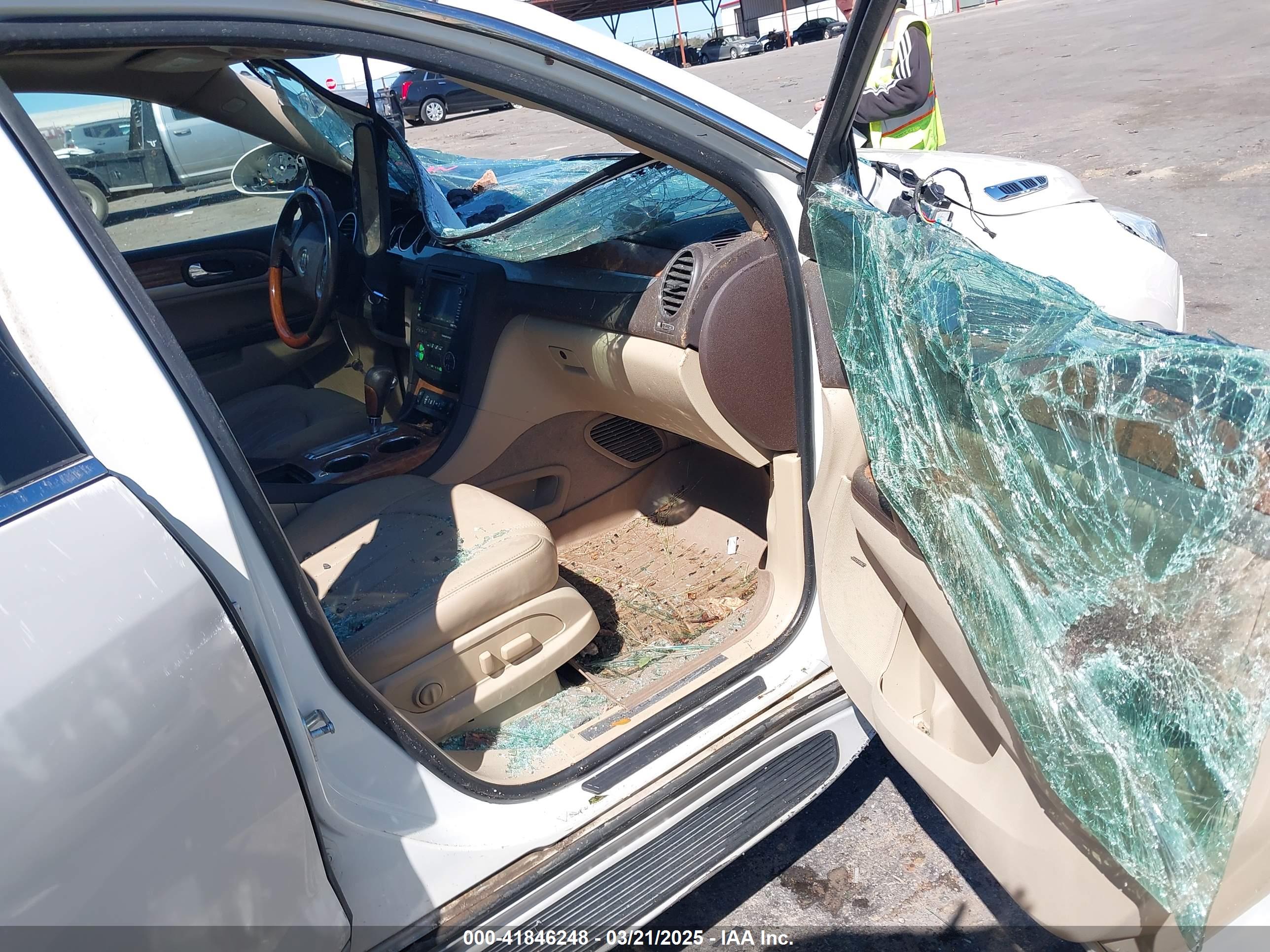 BUICK ENCLAVE image 5
