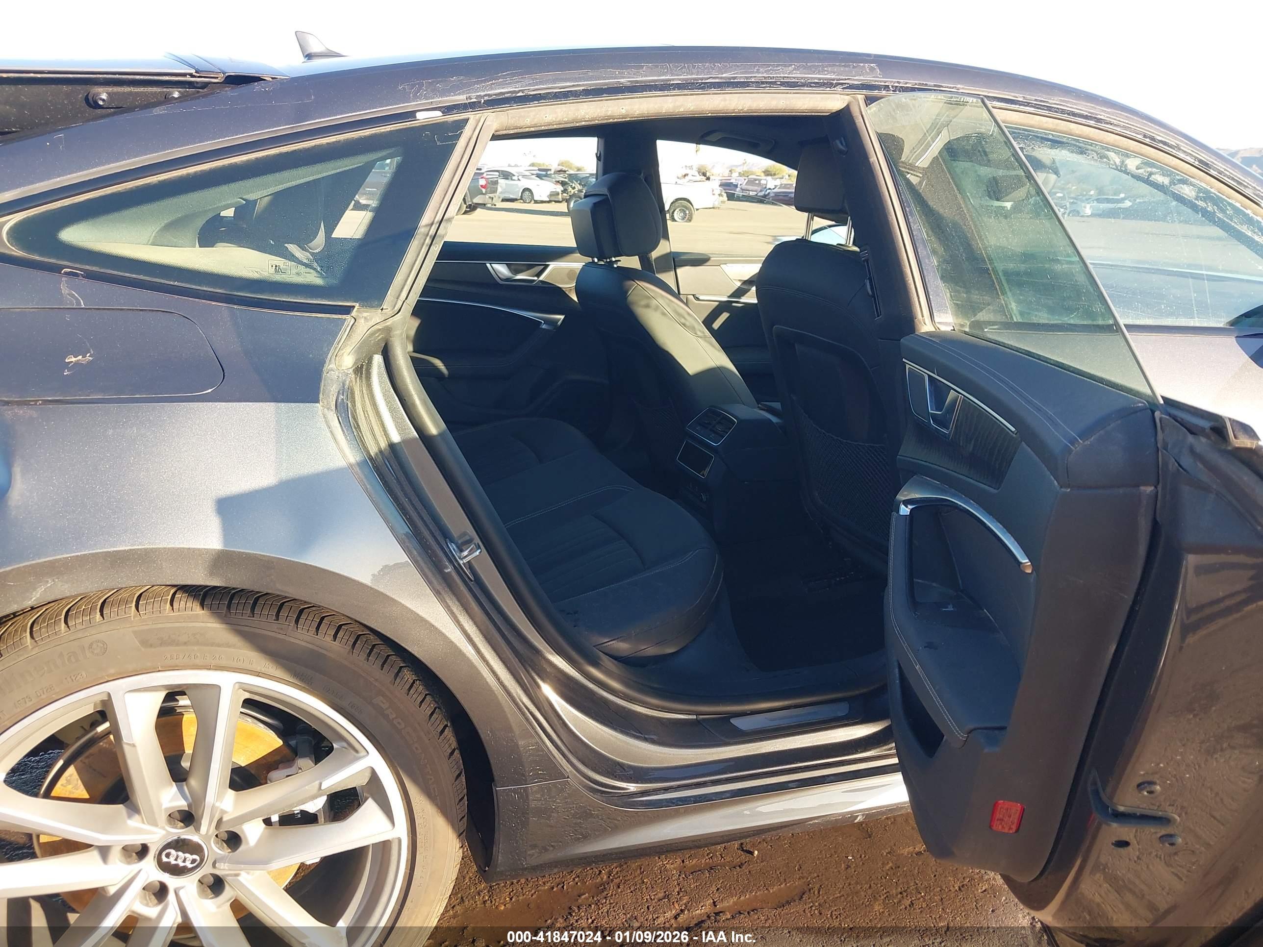 AUDI A7 image 8