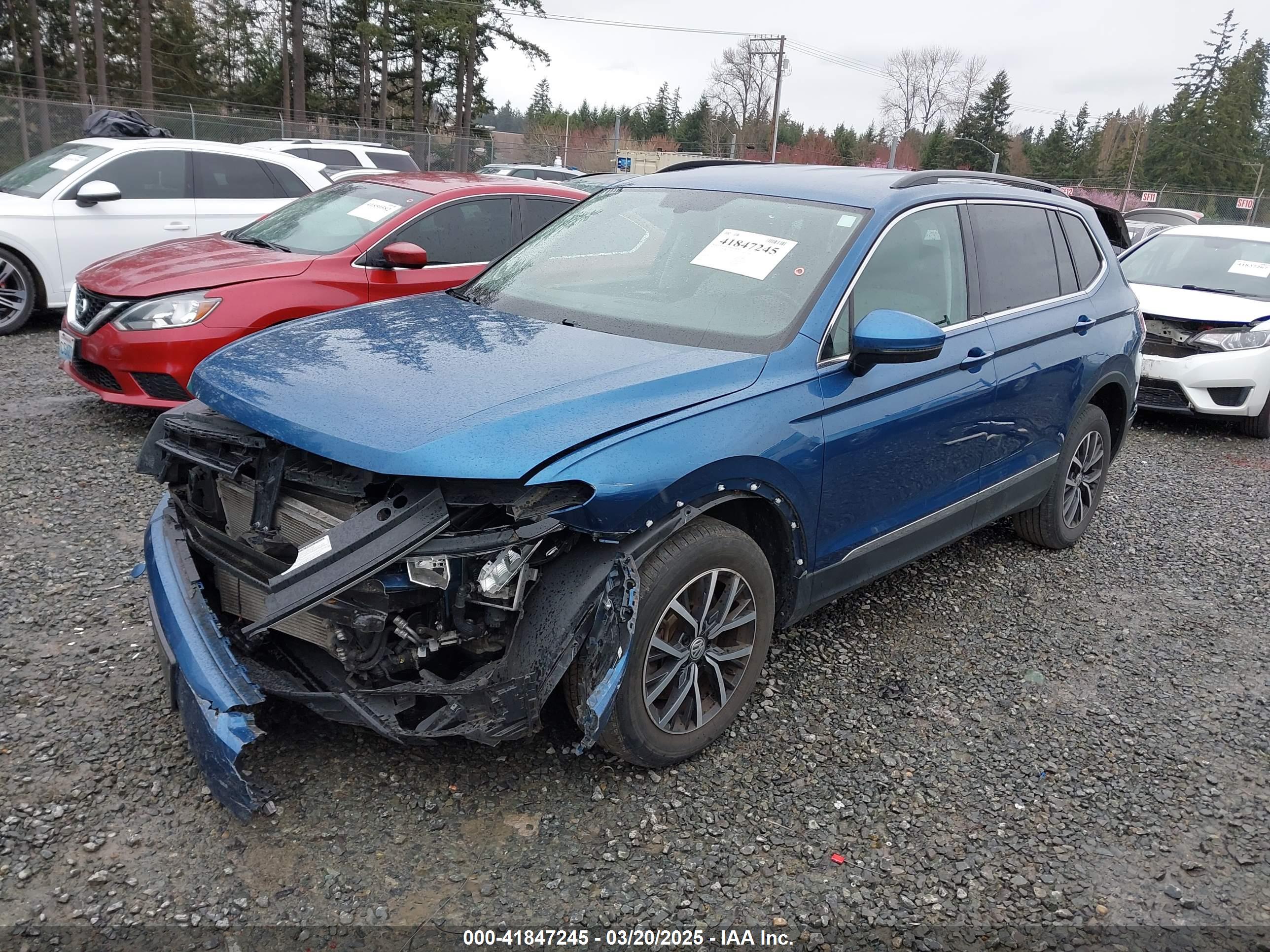 VOLKSWAGEN TIGUAN image 2