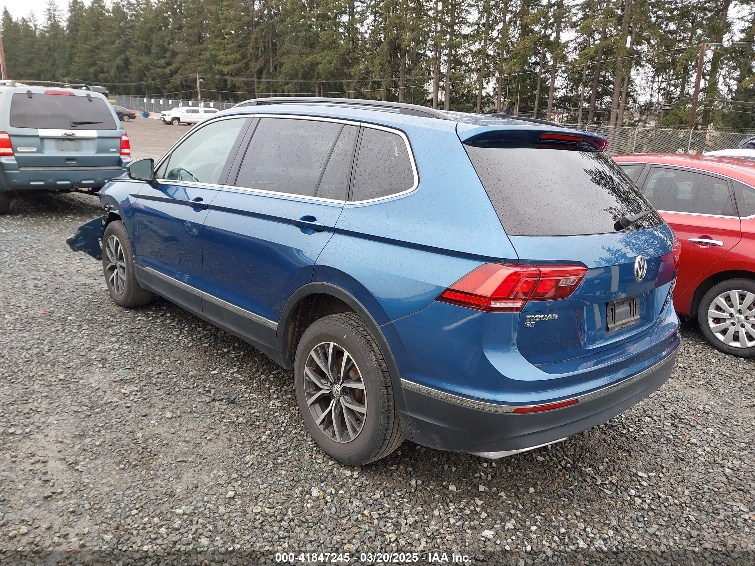 VOLKSWAGEN TIGUAN image 3