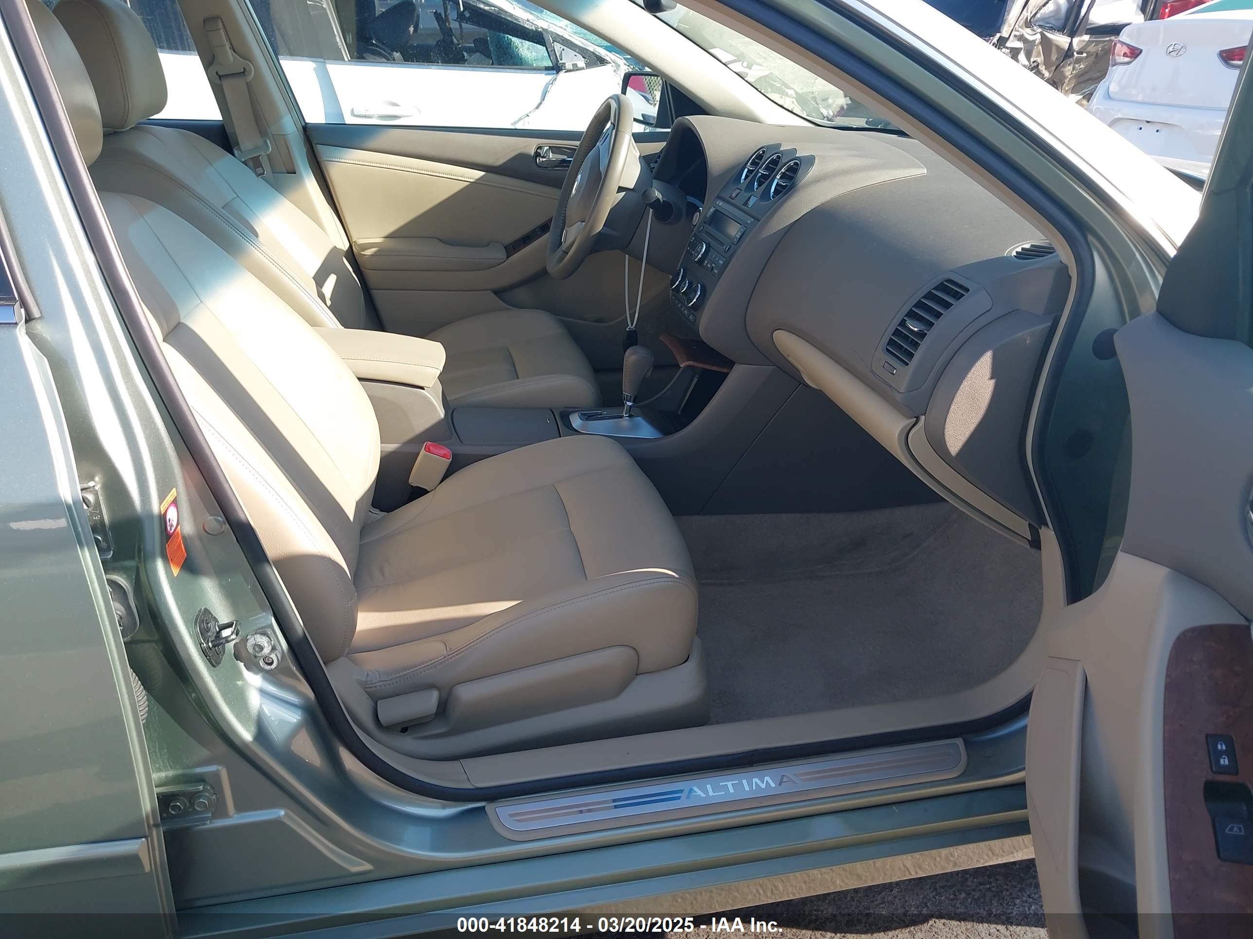 NISSAN ALTIMA image 5