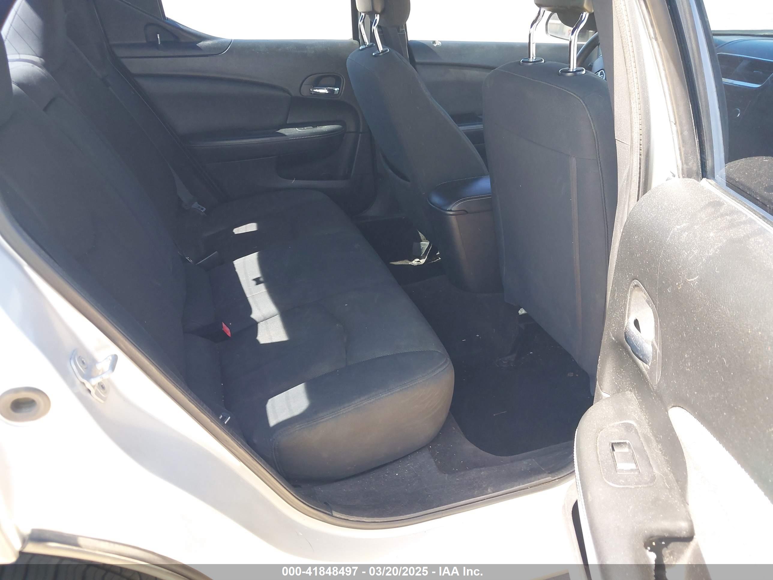 DODGE AVENGER image 8