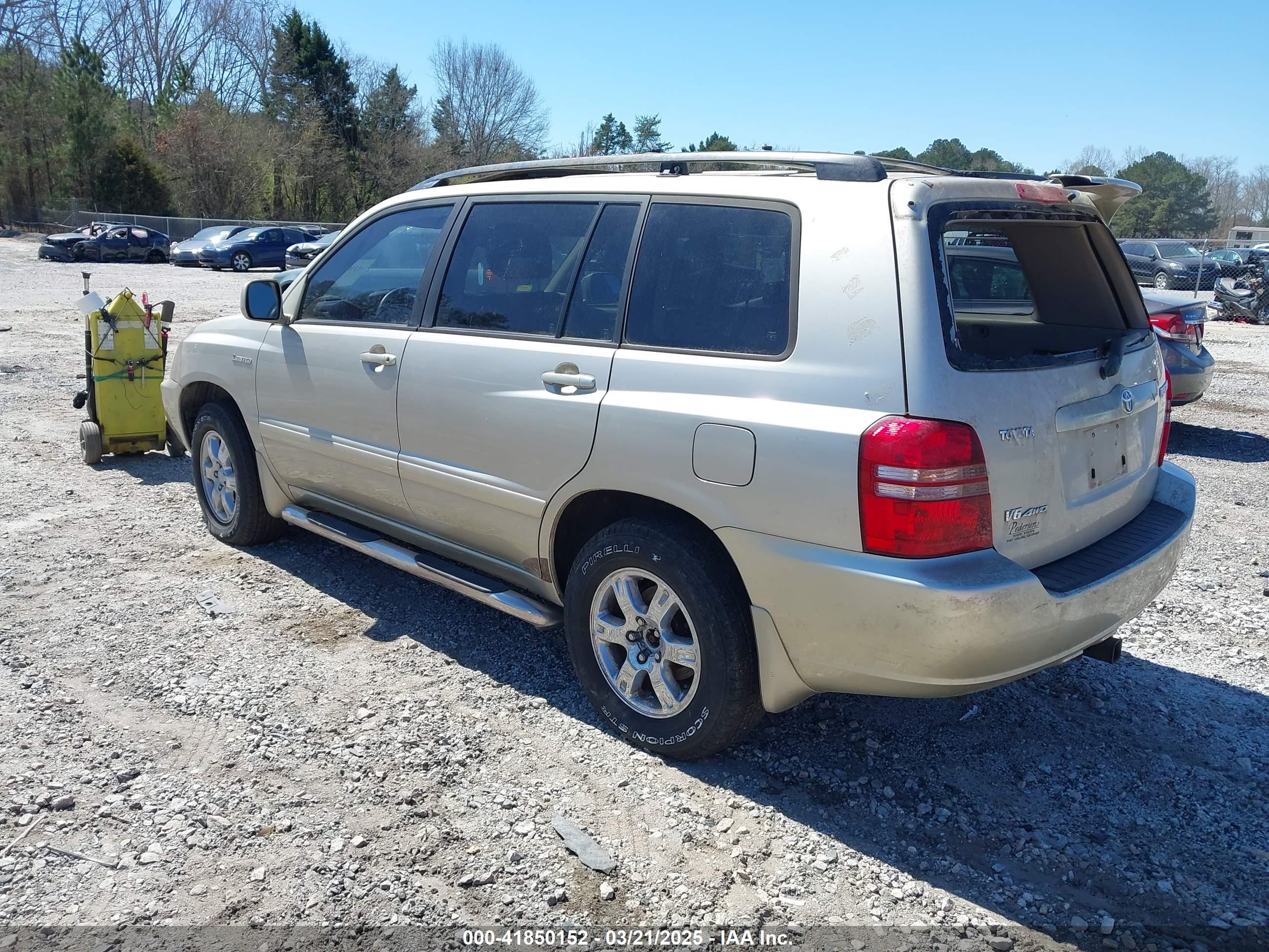 TOYOTA HIGHLANDER image 3