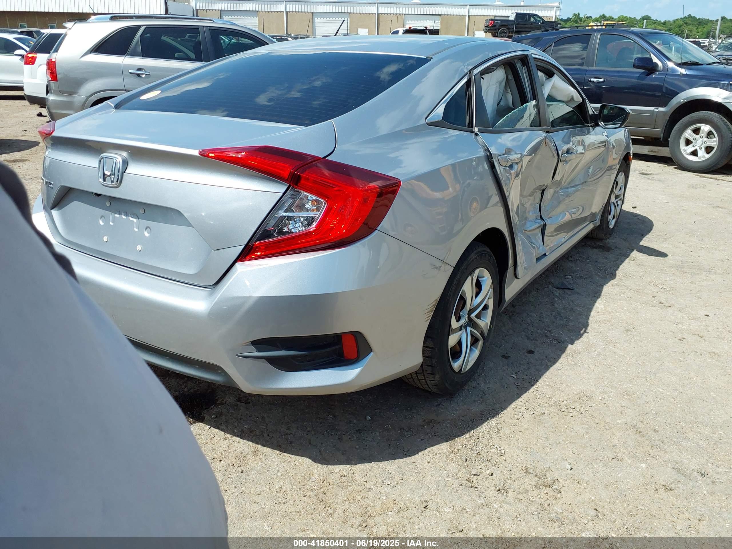 HONDA CIVIC image 4
