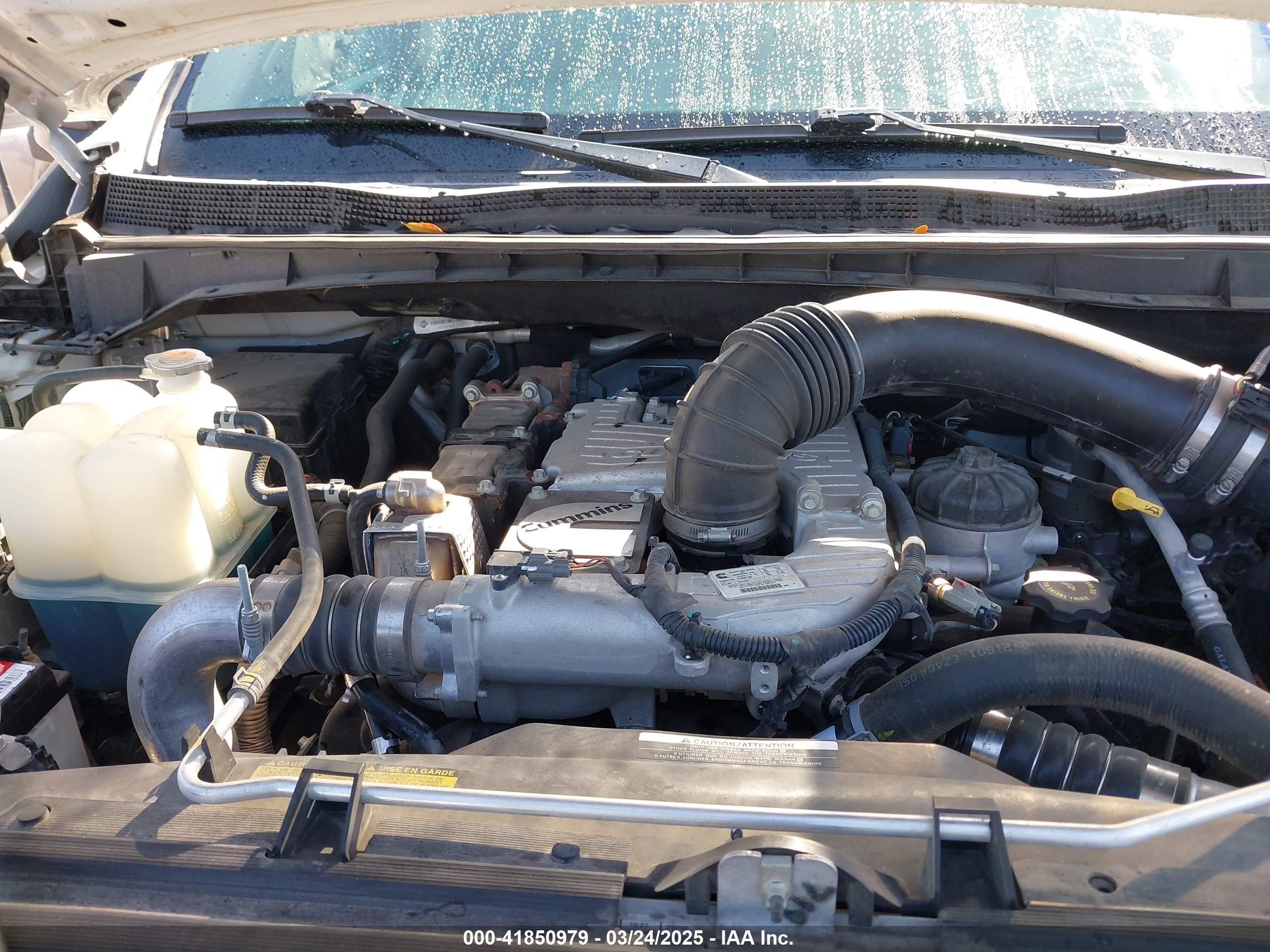 NISSAN TITAN image 10