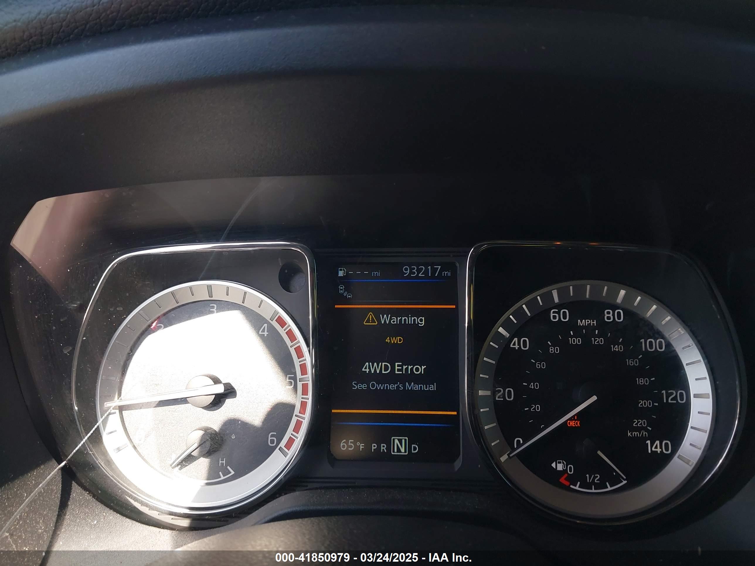 NISSAN TITAN image 7