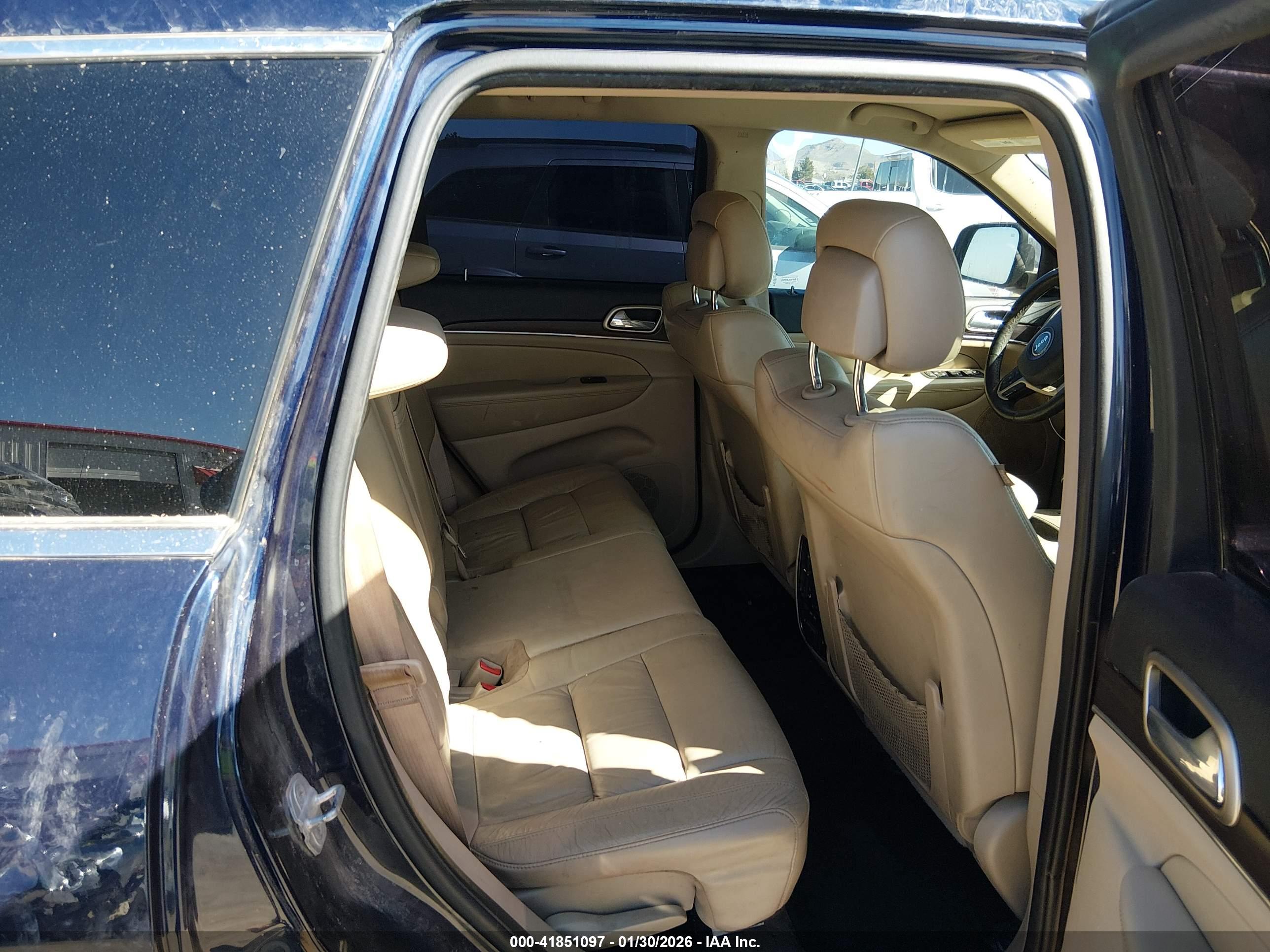 JEEP GRAND image 8