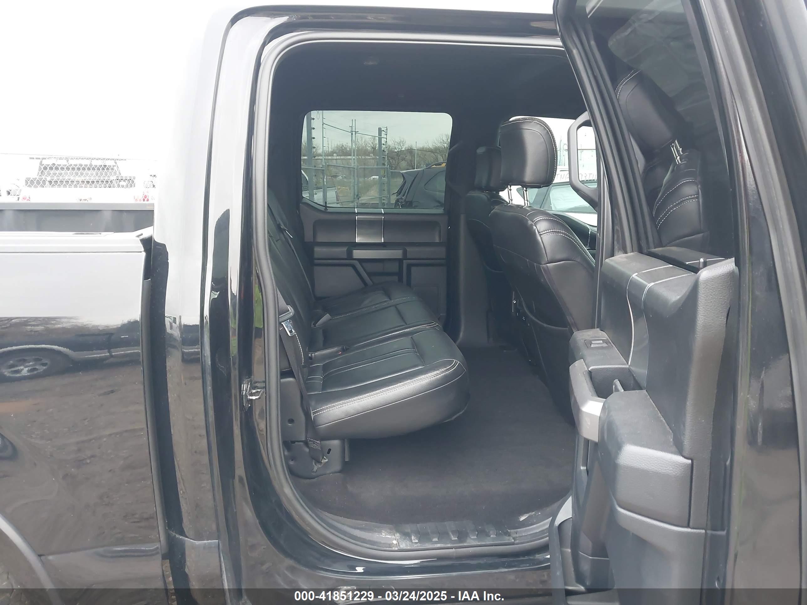 FORD F-150 image 8