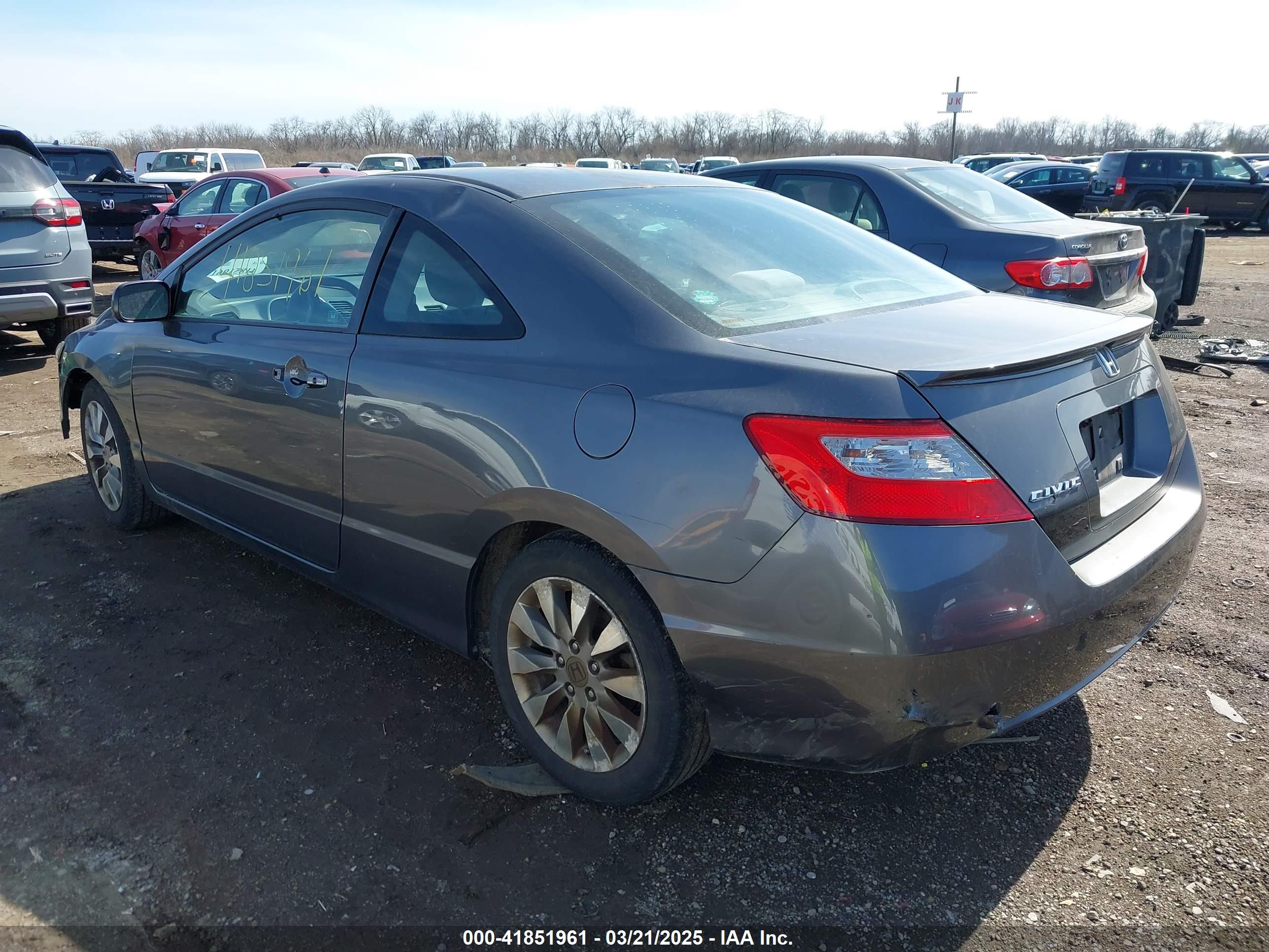 HONDA CIVIC image 3
