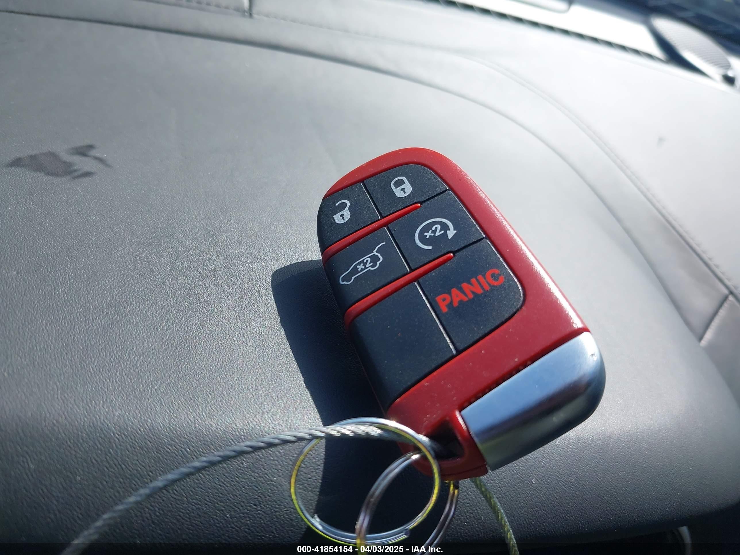 JEEP GRAND image 11