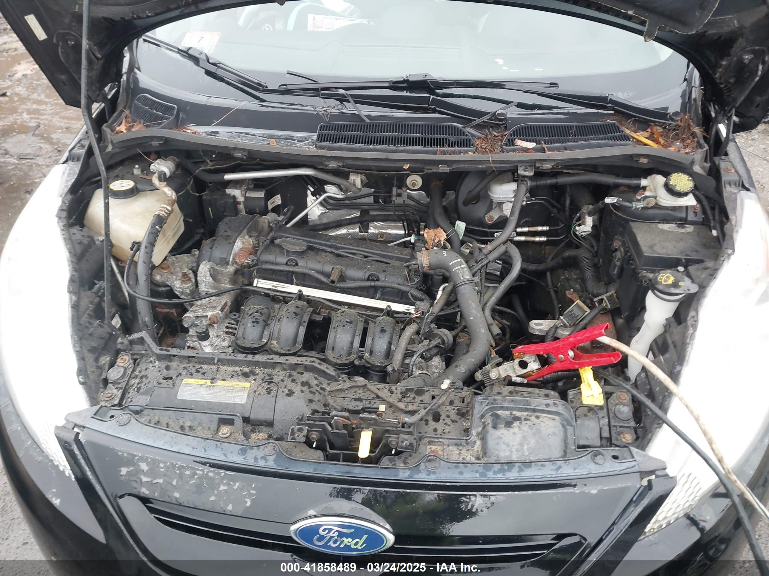 FORD FIESTA image 10