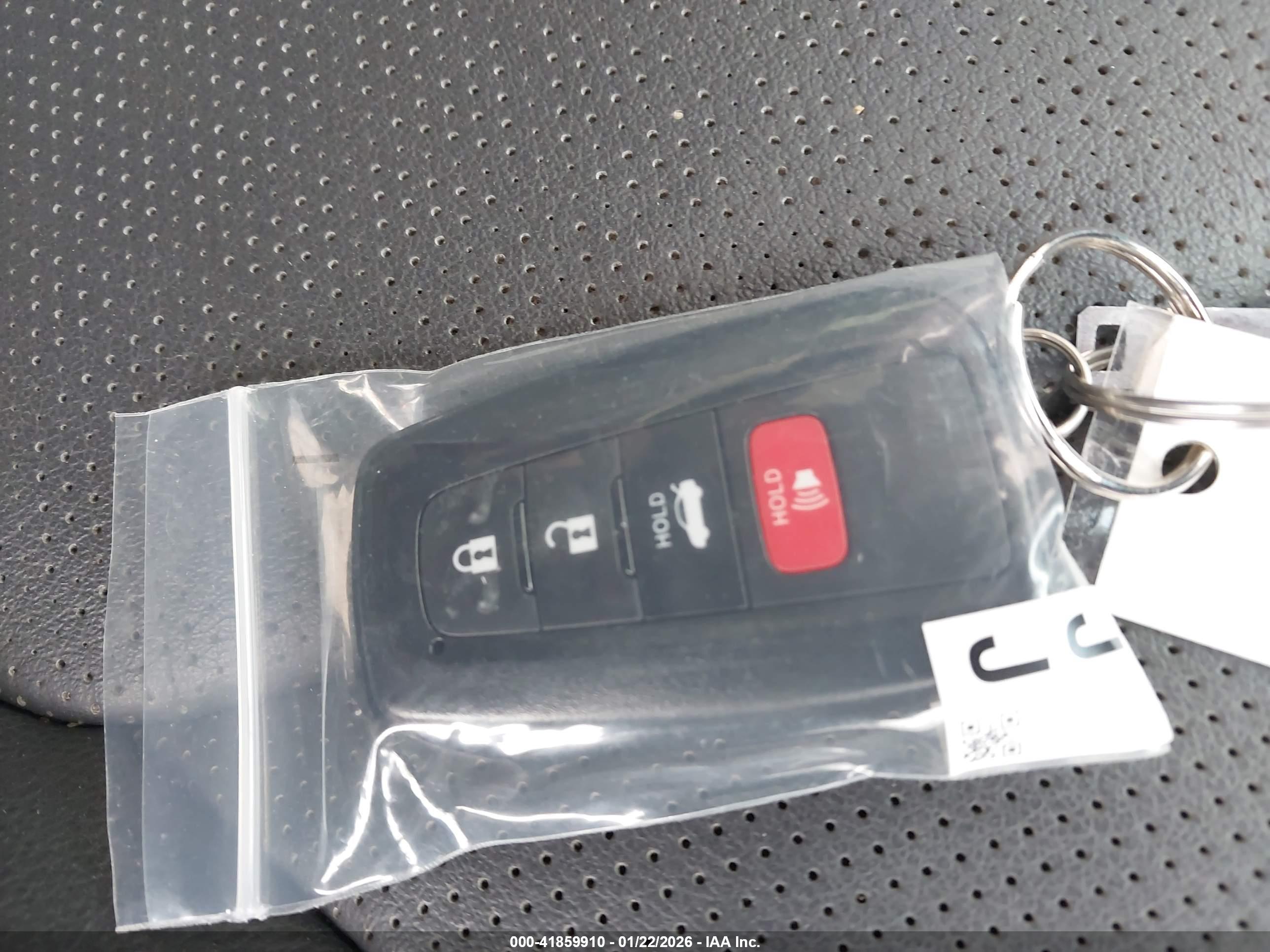 TOYOTA CAMRY image 11