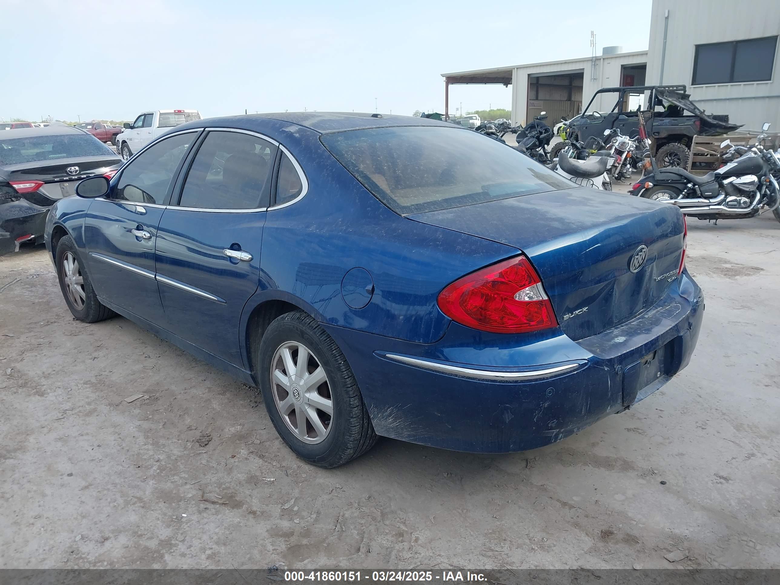 BUICK LACROSSE image 3