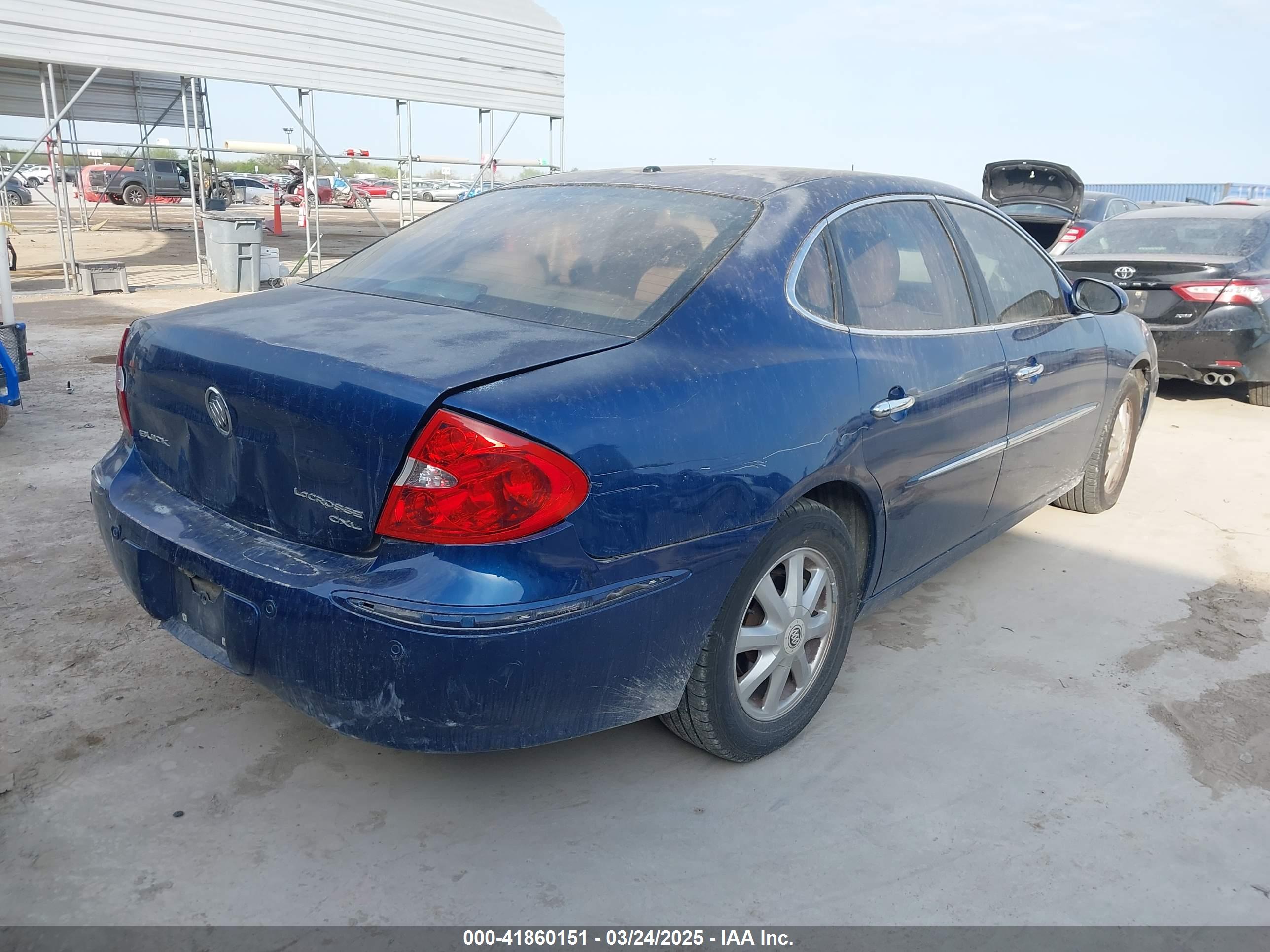 BUICK LACROSSE image 4
