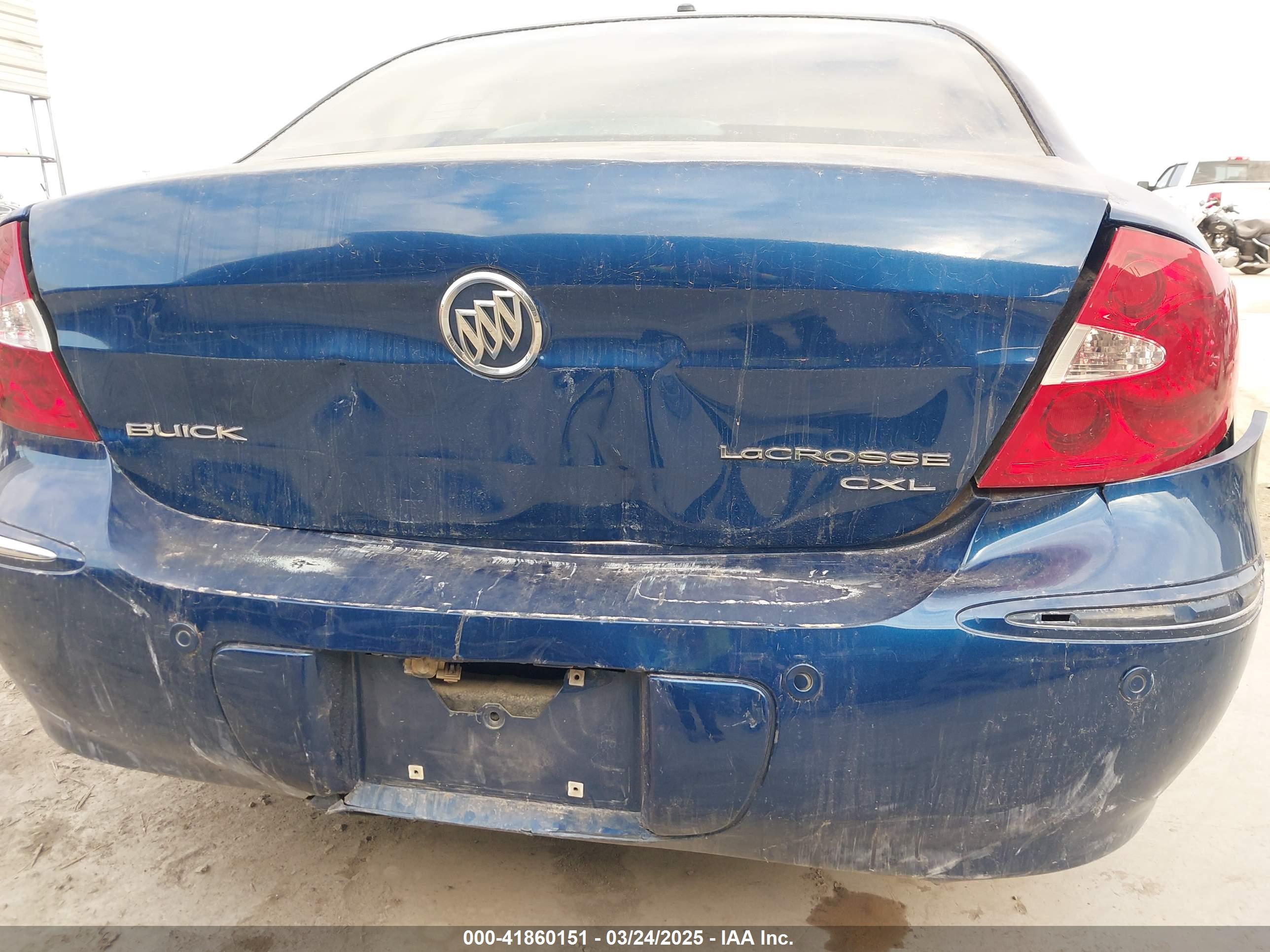 BUICK LACROSSE image 6