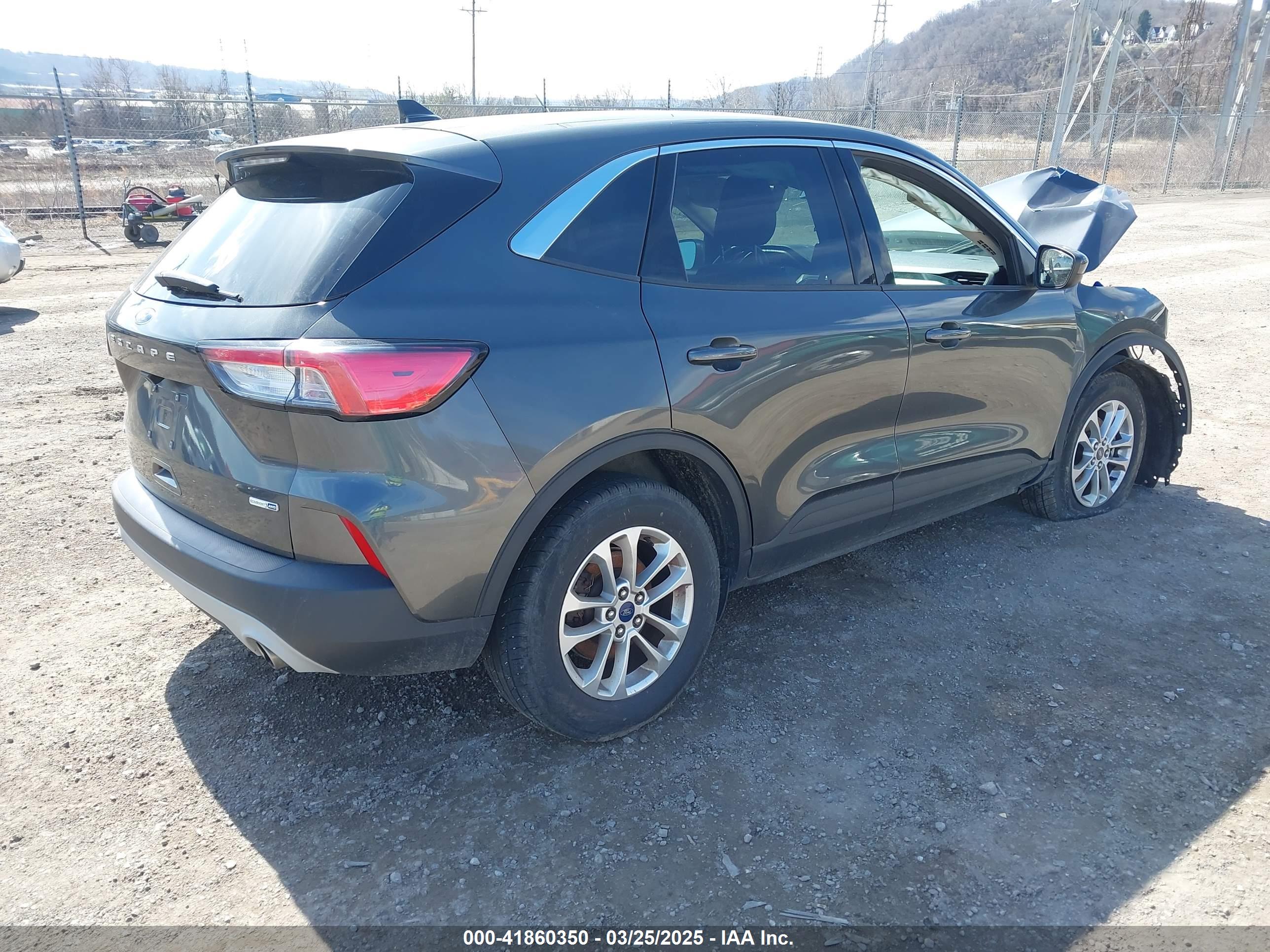 FORD ESCAPE image 4