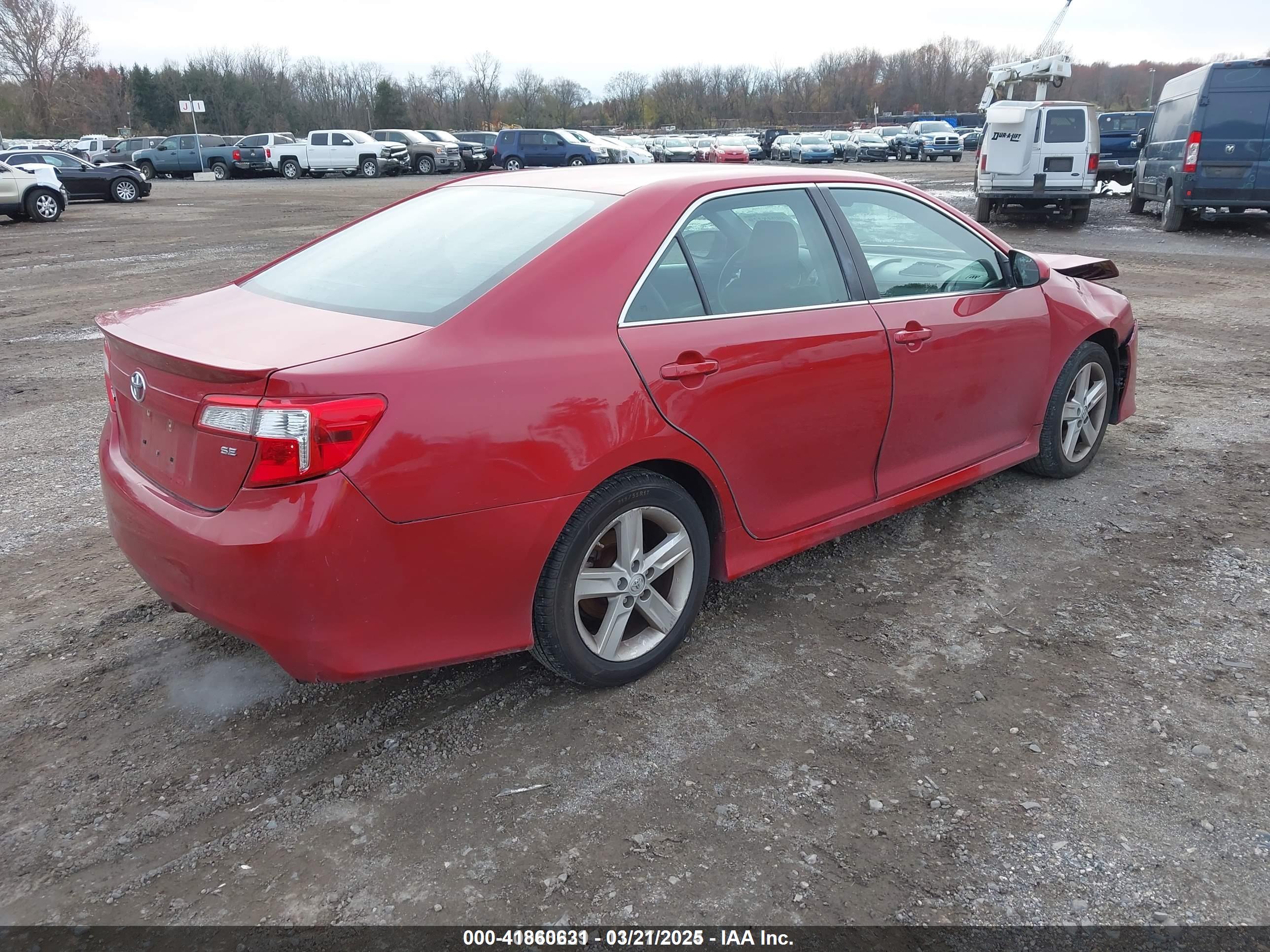TOYOTA CAMRY image 4