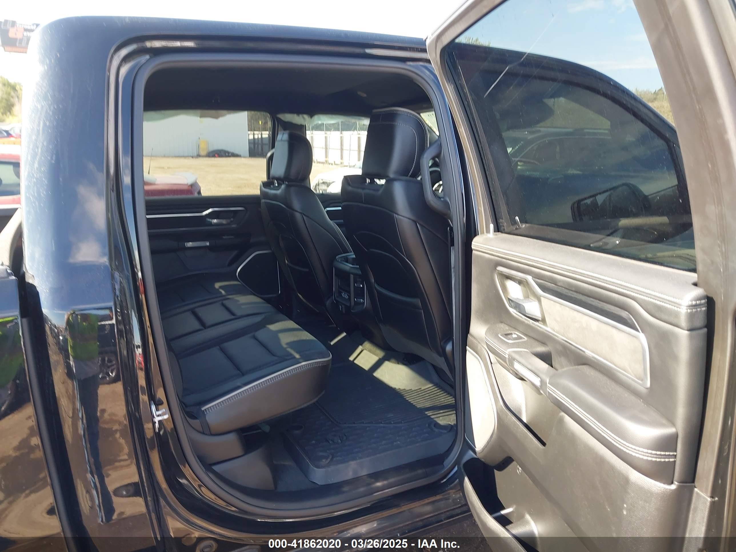 RAM 1500 image 8
