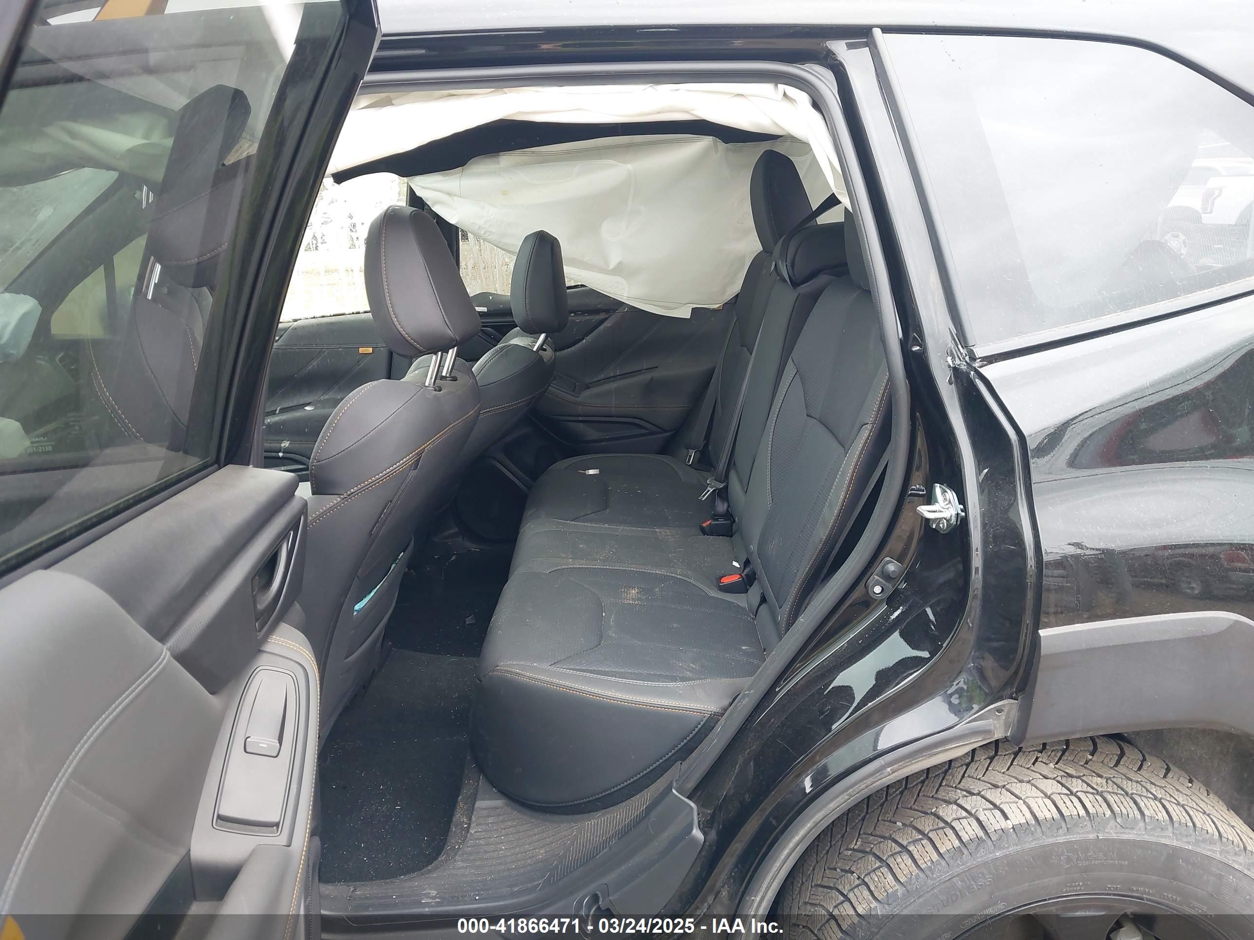 SUBARU FORESTER image 8