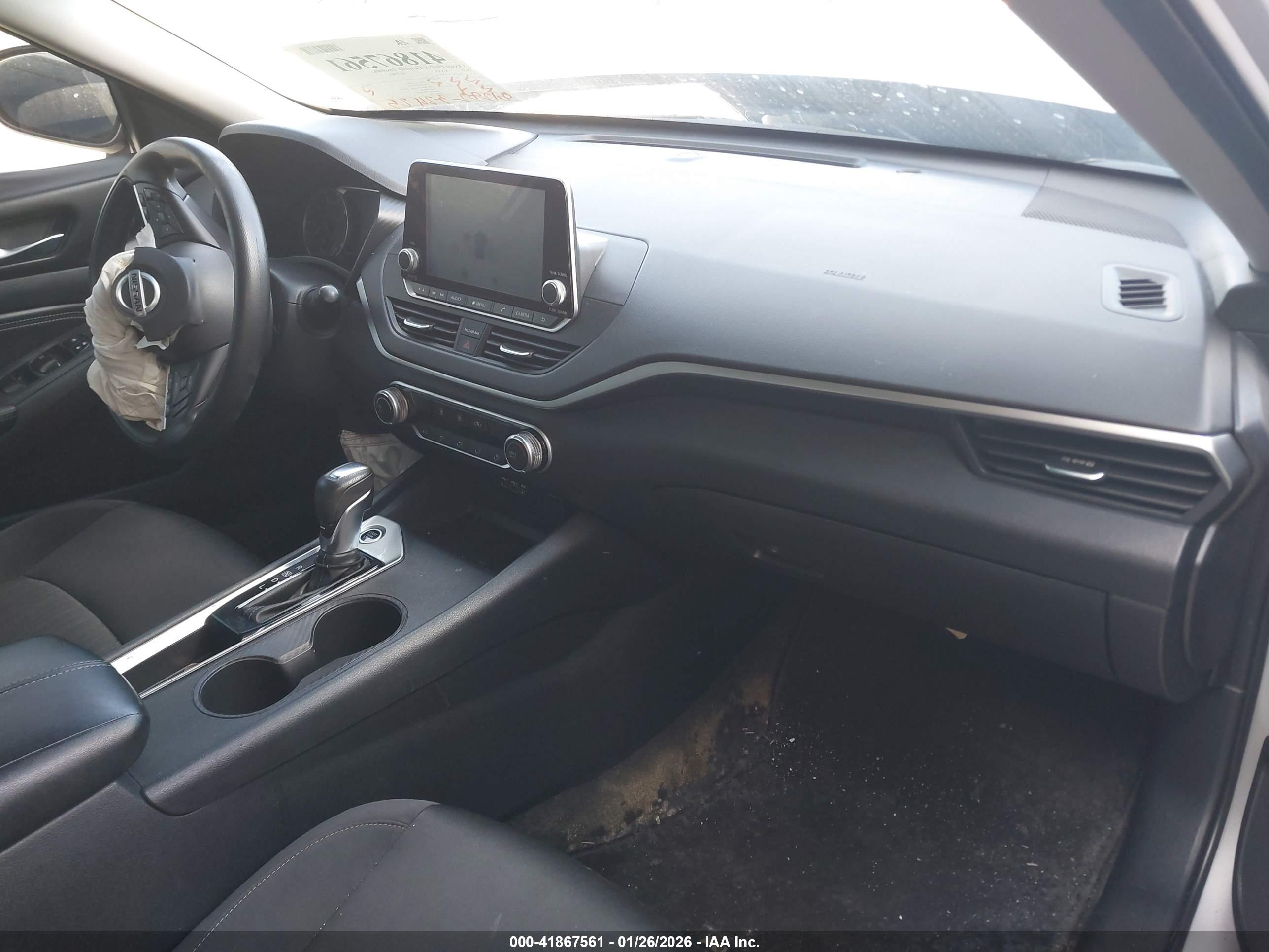 NISSAN ALTIMA image 5