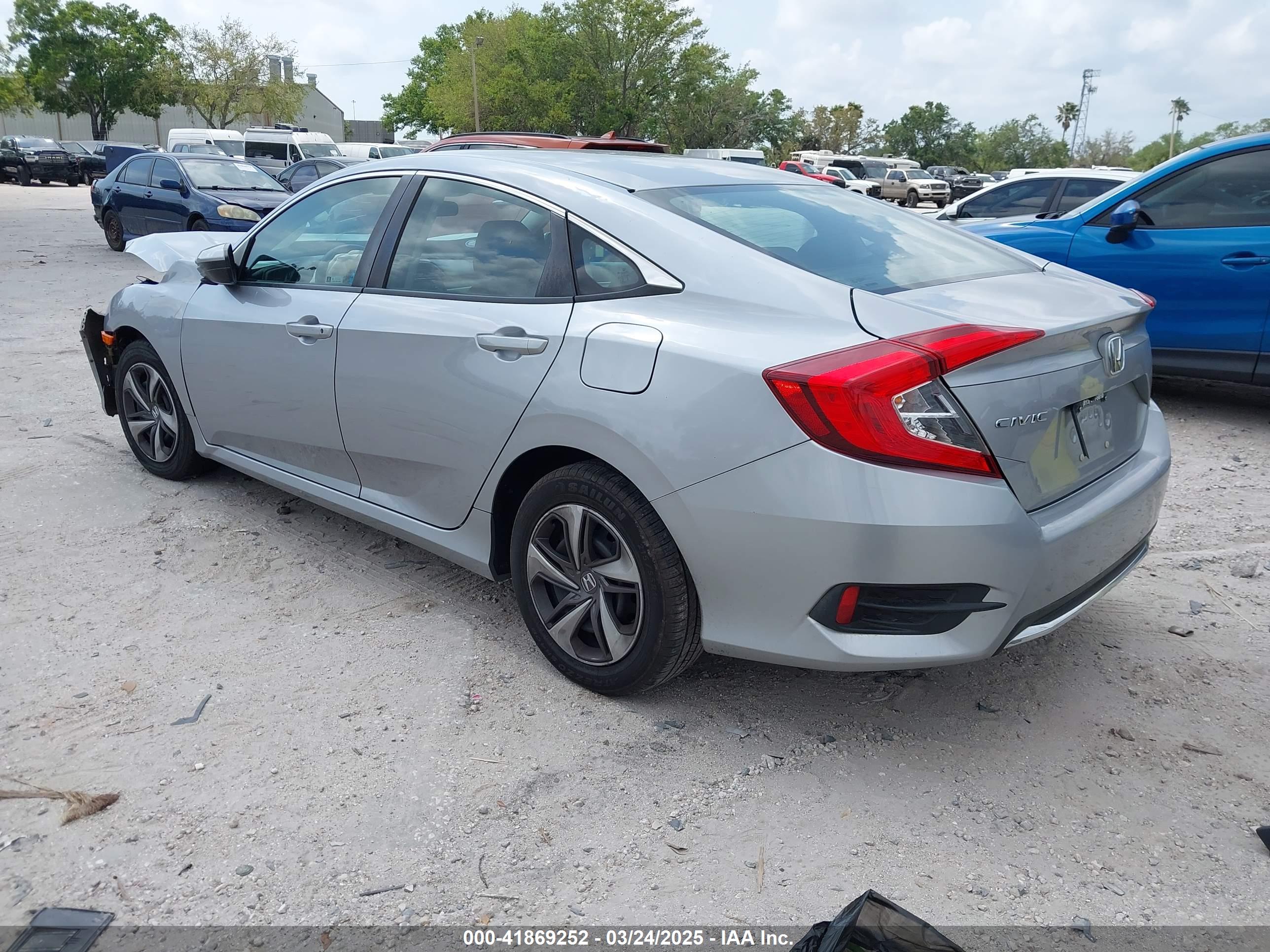 HONDA CIVIC image 3