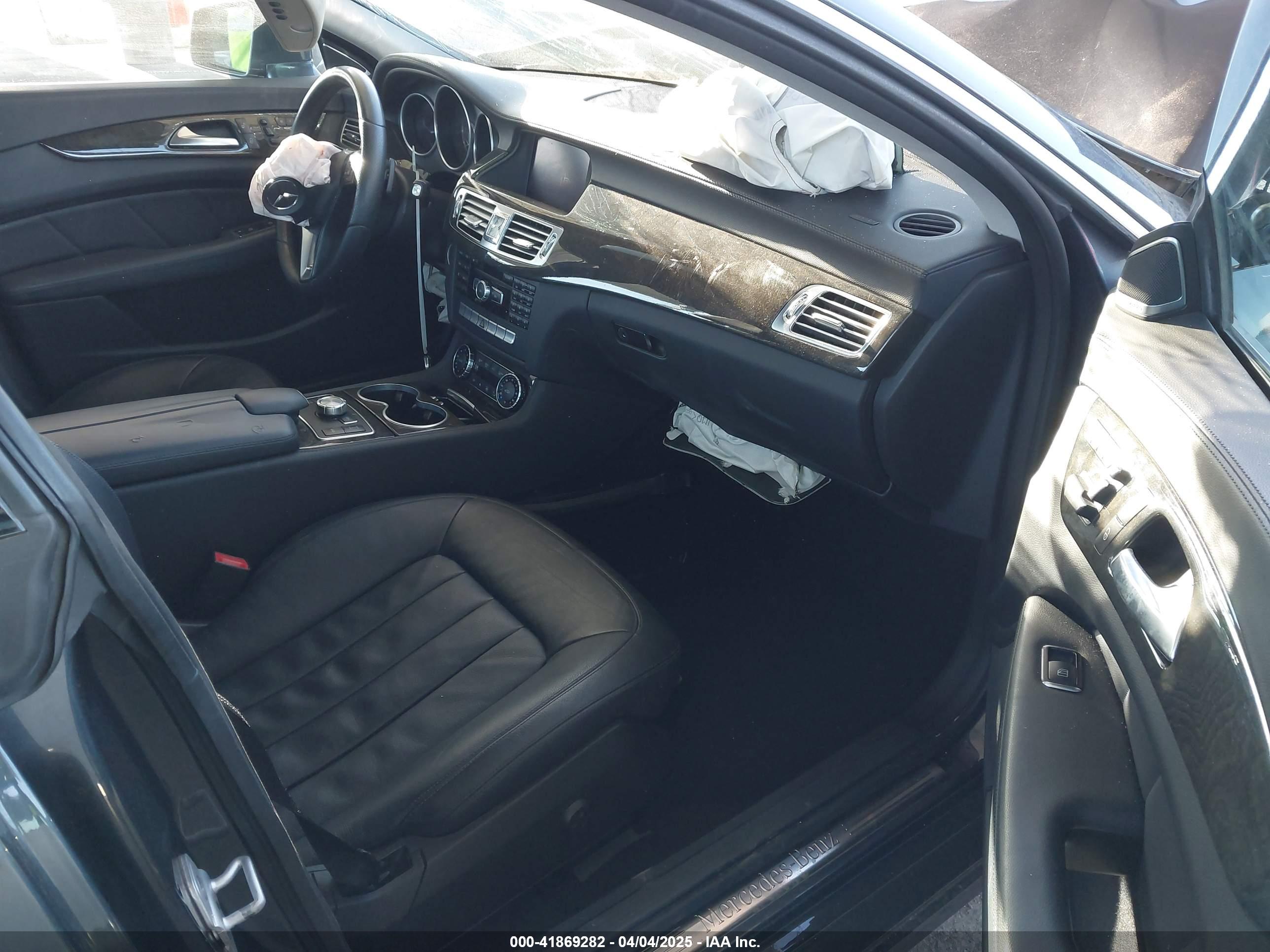 MERCEDES-BENZ CLS image 5