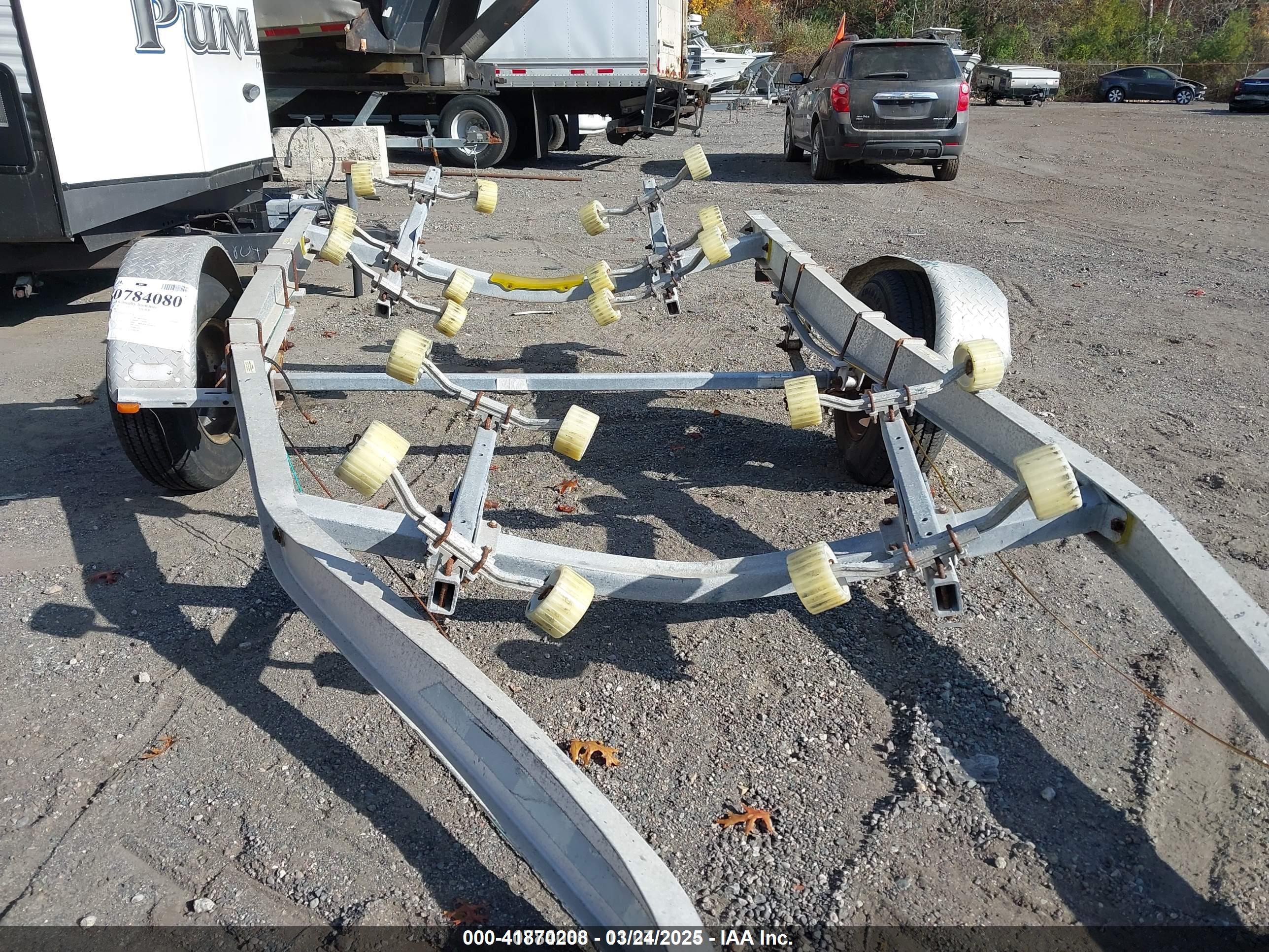 VENTURE BOAT image 8