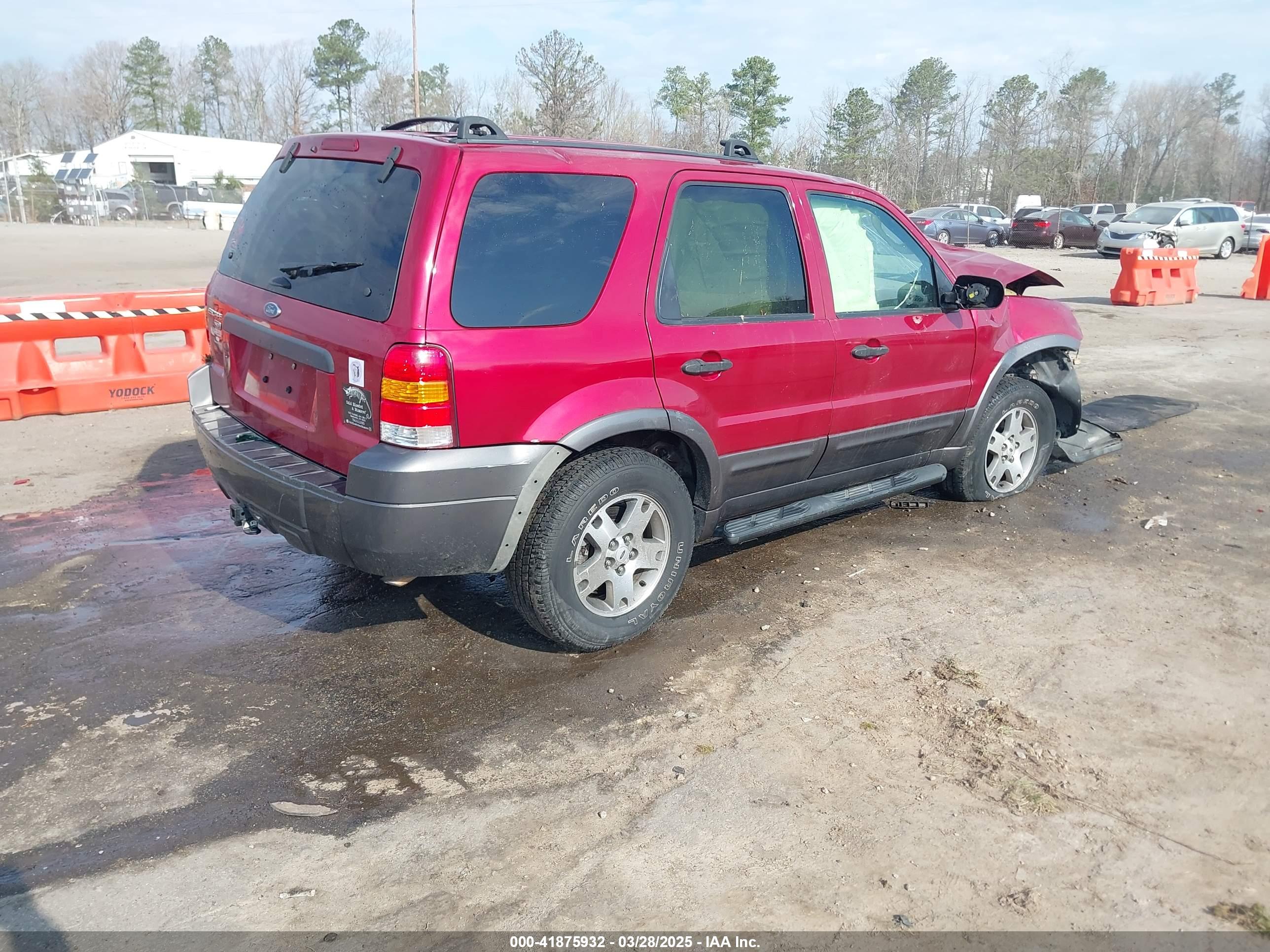 FORD ESCAPE image 4