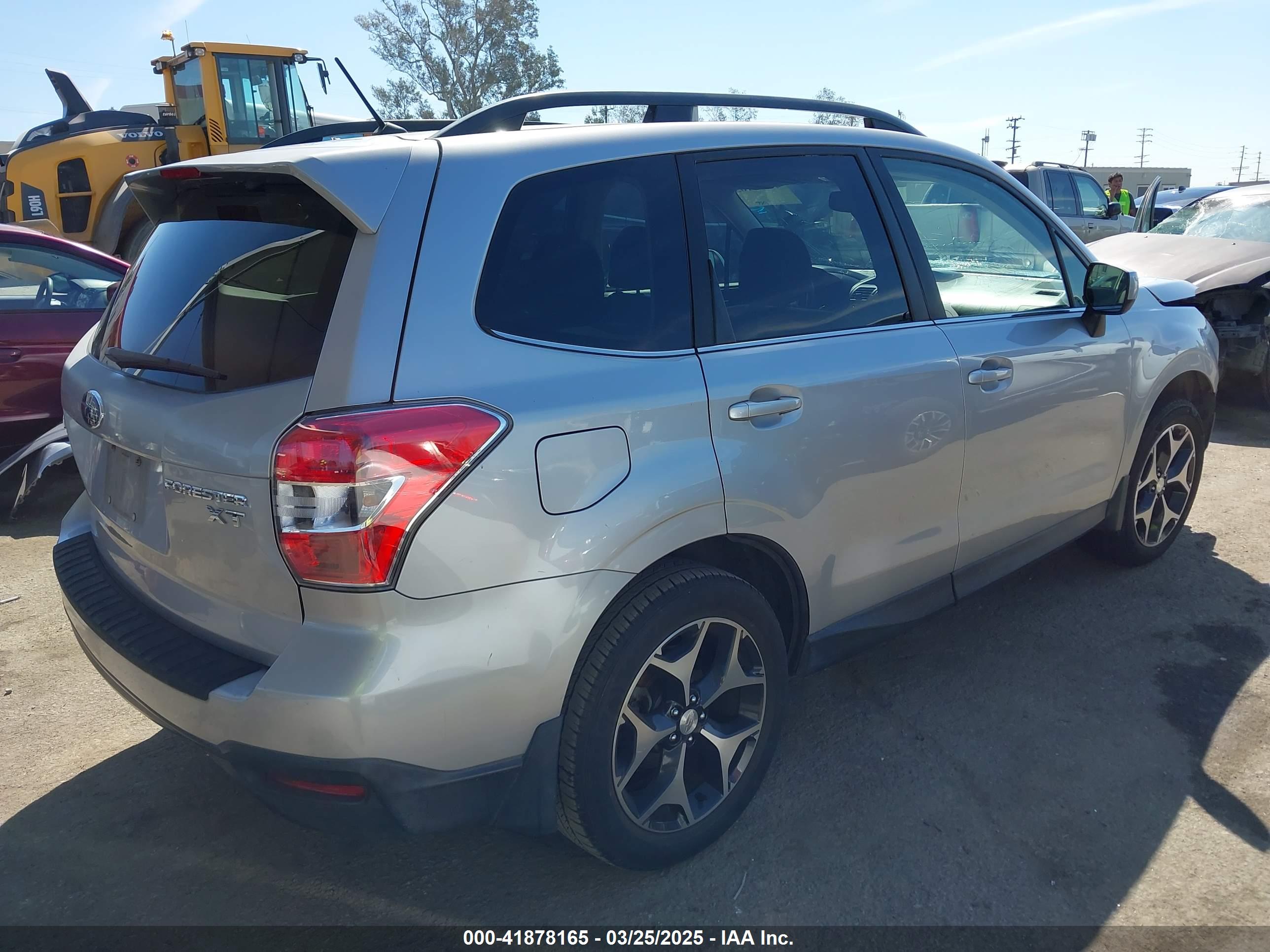 SUBARU FORESTER image 4