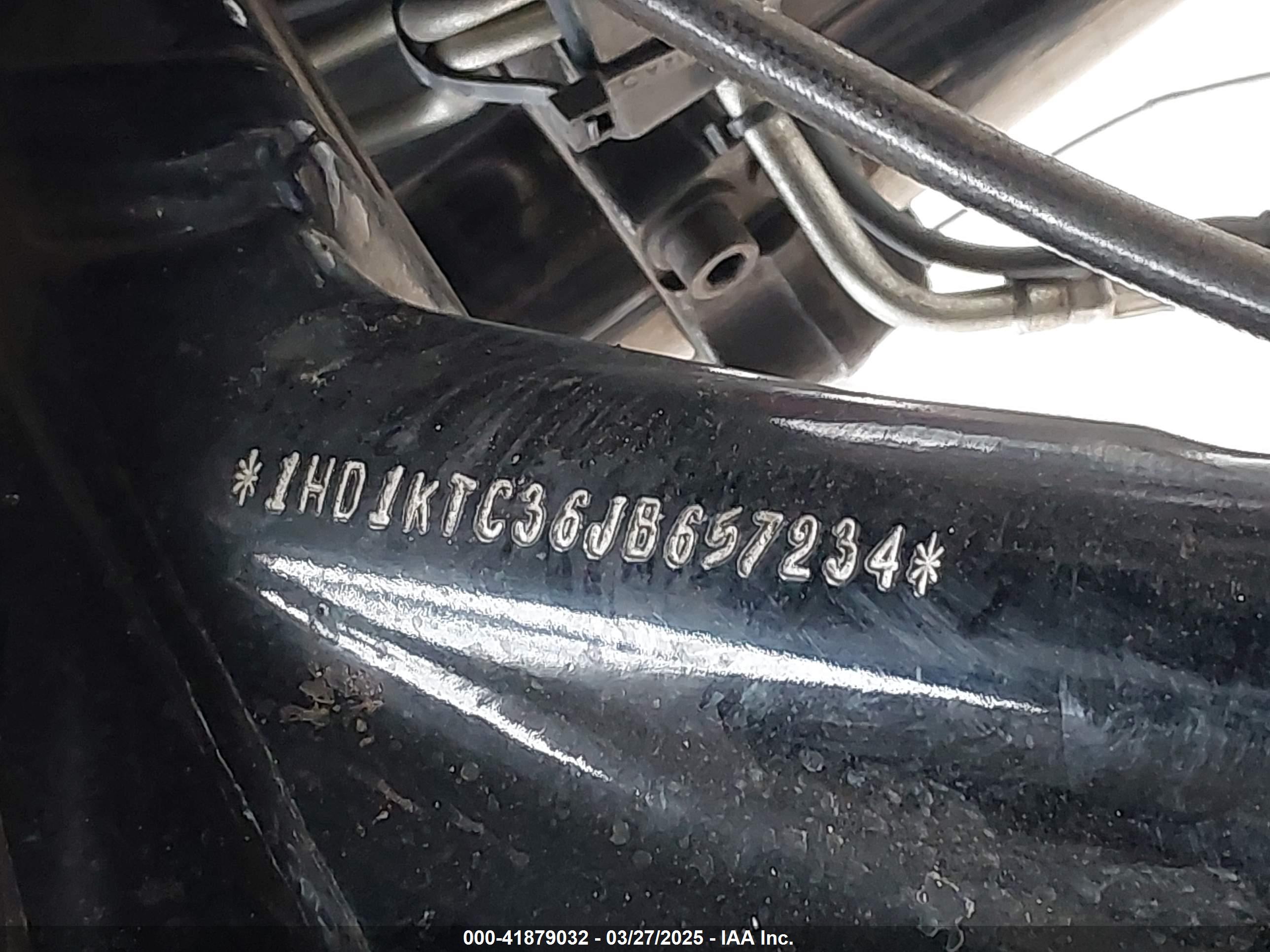 HARLEY-DAVIDSON FLTRXS image 10