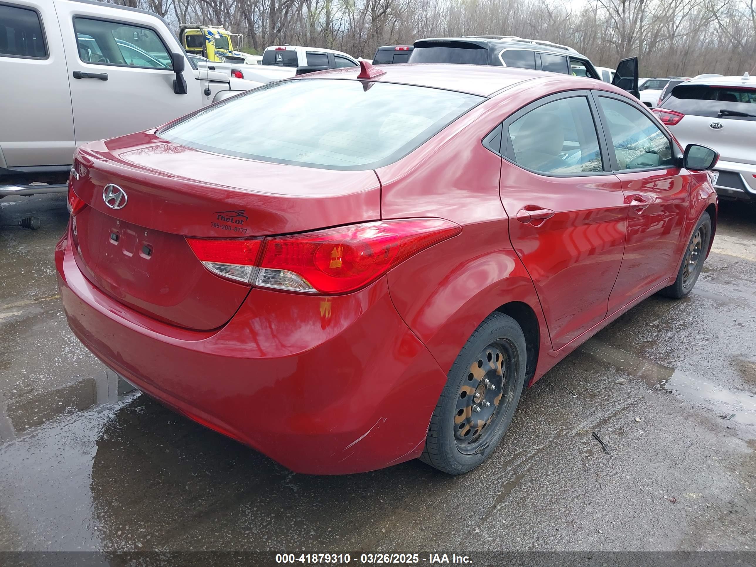 HYUNDAI ELANTRA image 4