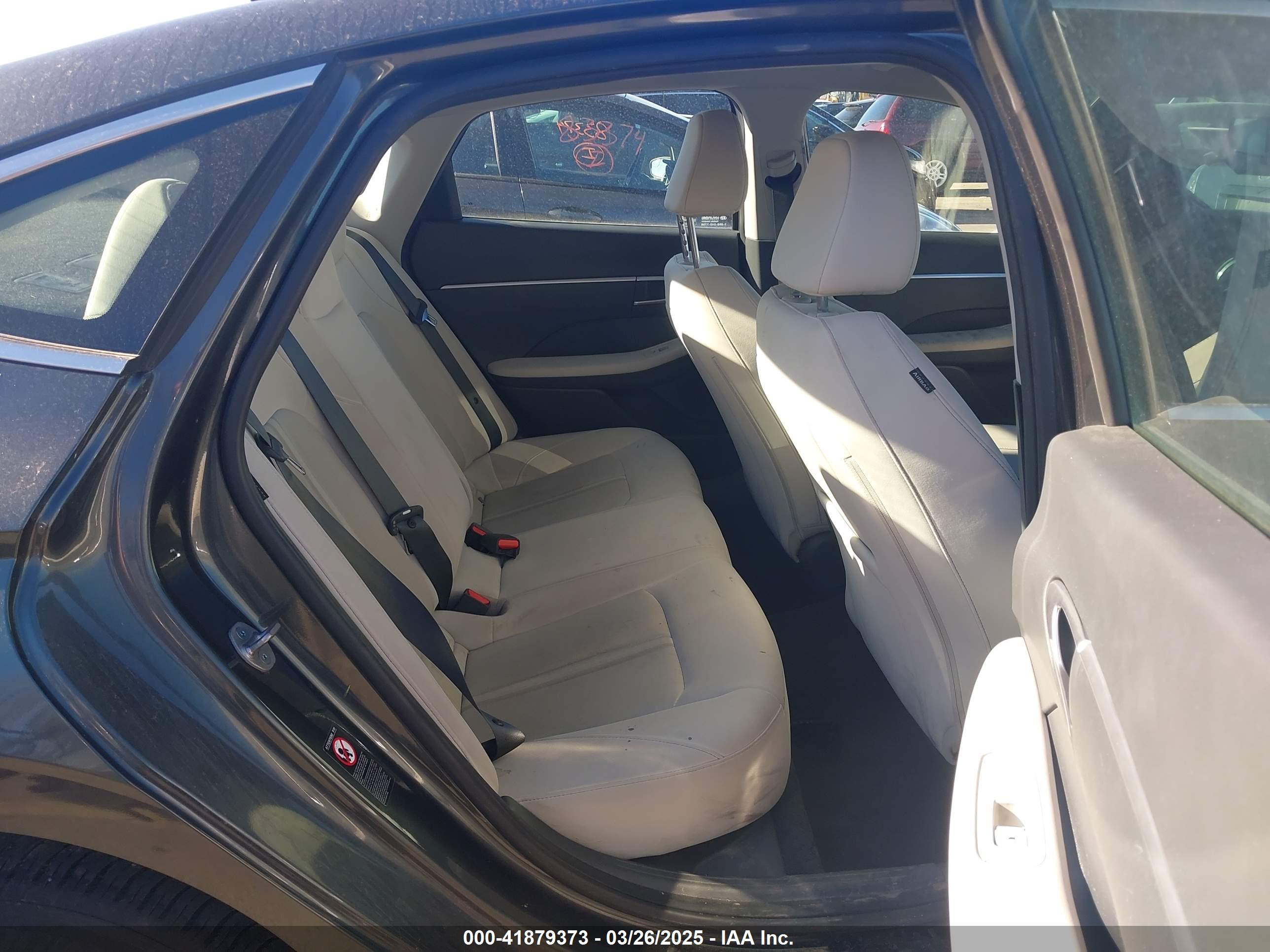HYUNDAI SONATA image 8