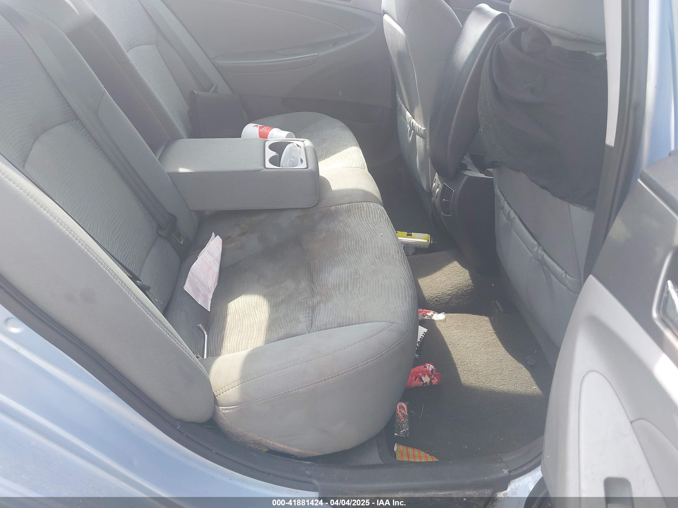 HYUNDAI SONATA image 8