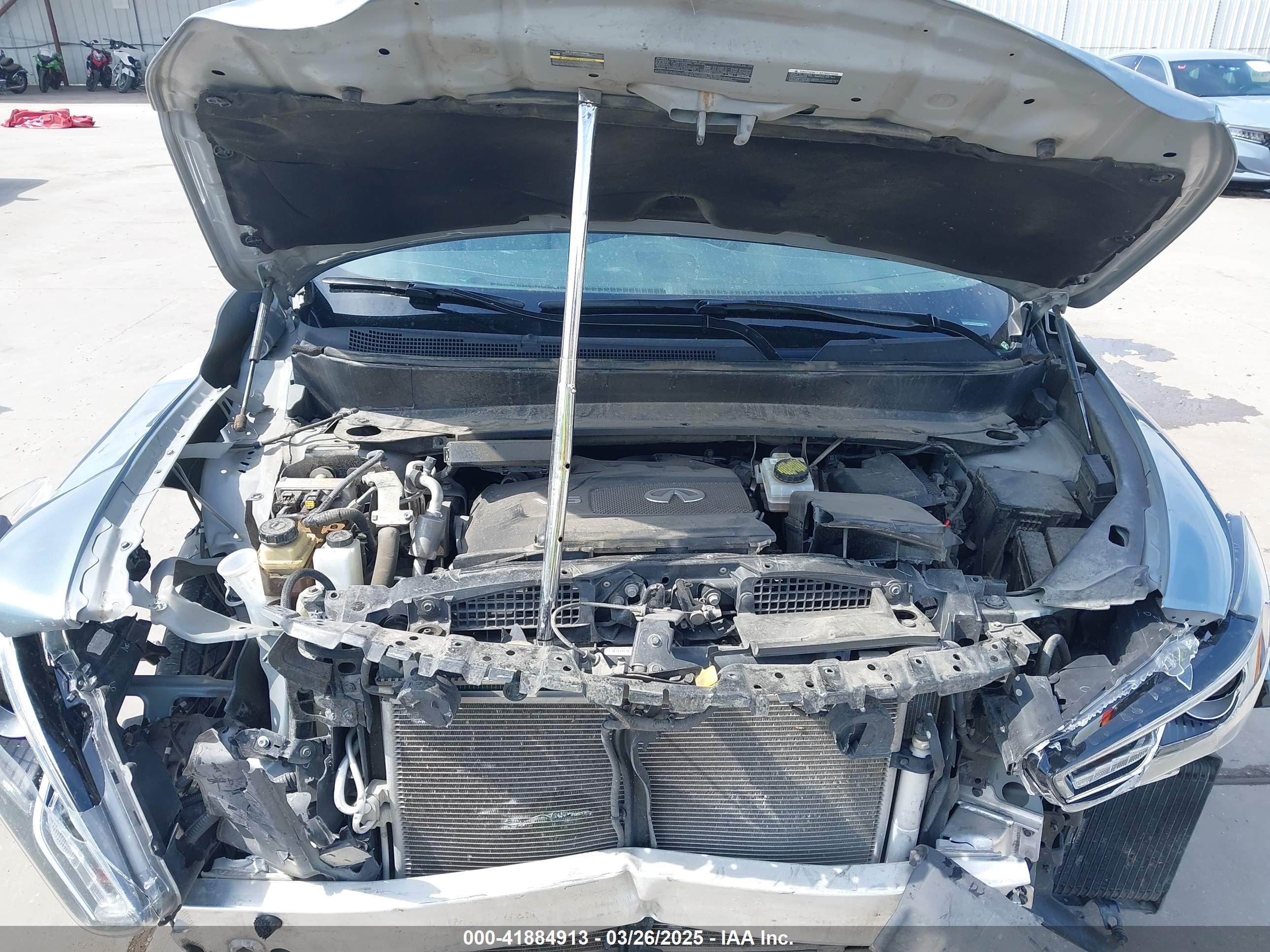 INFINITI QX60 image 10