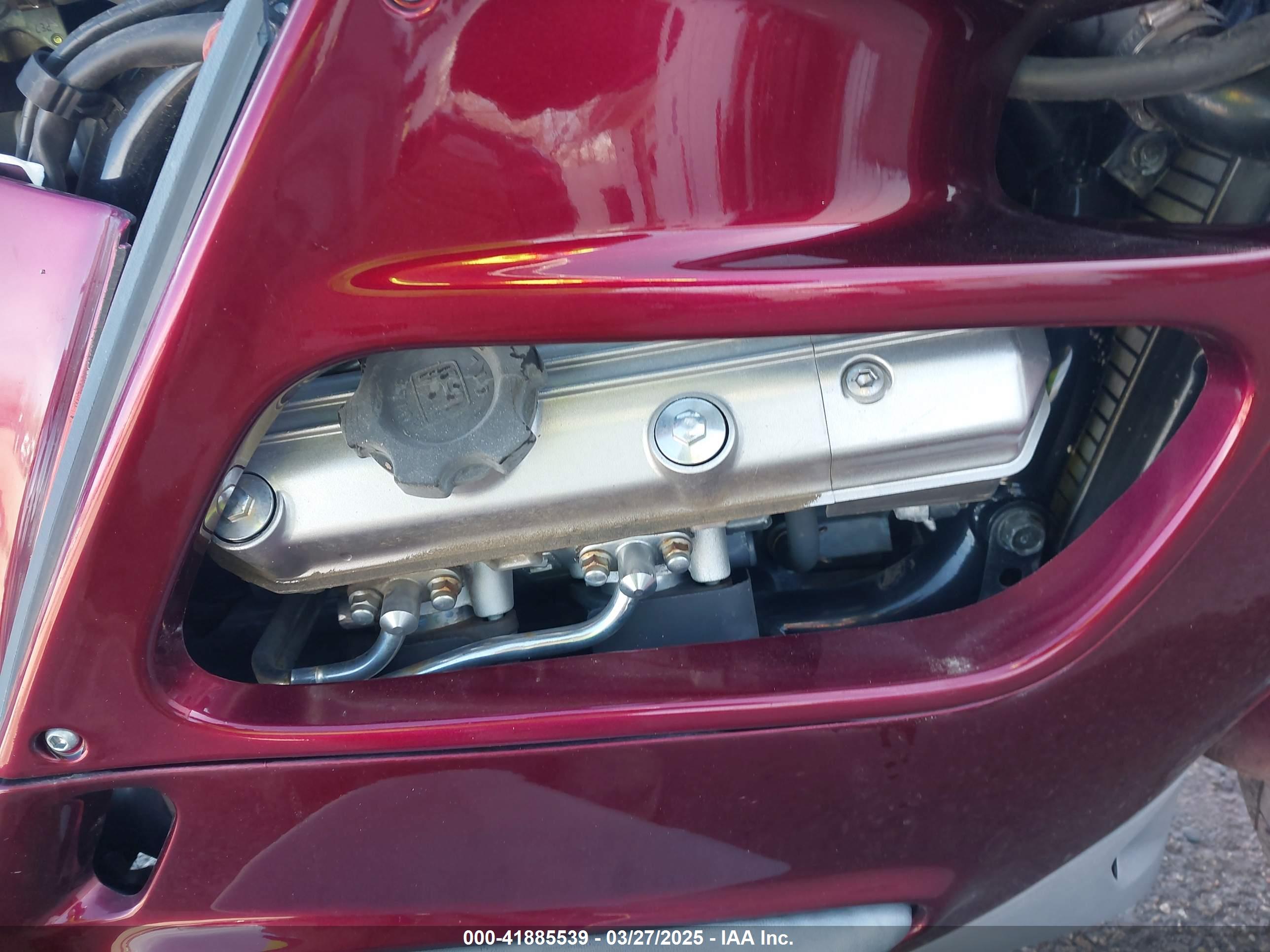 HONDA ST1100 image 8