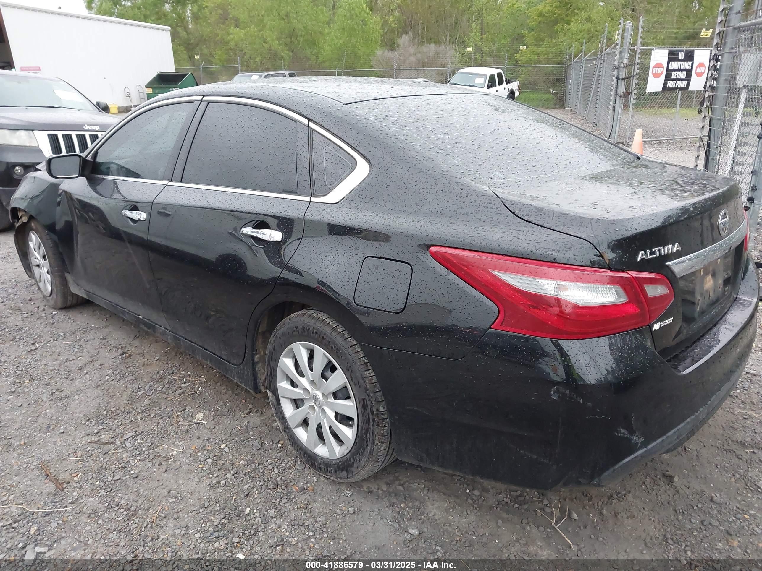 NISSAN ALTIMA image 3