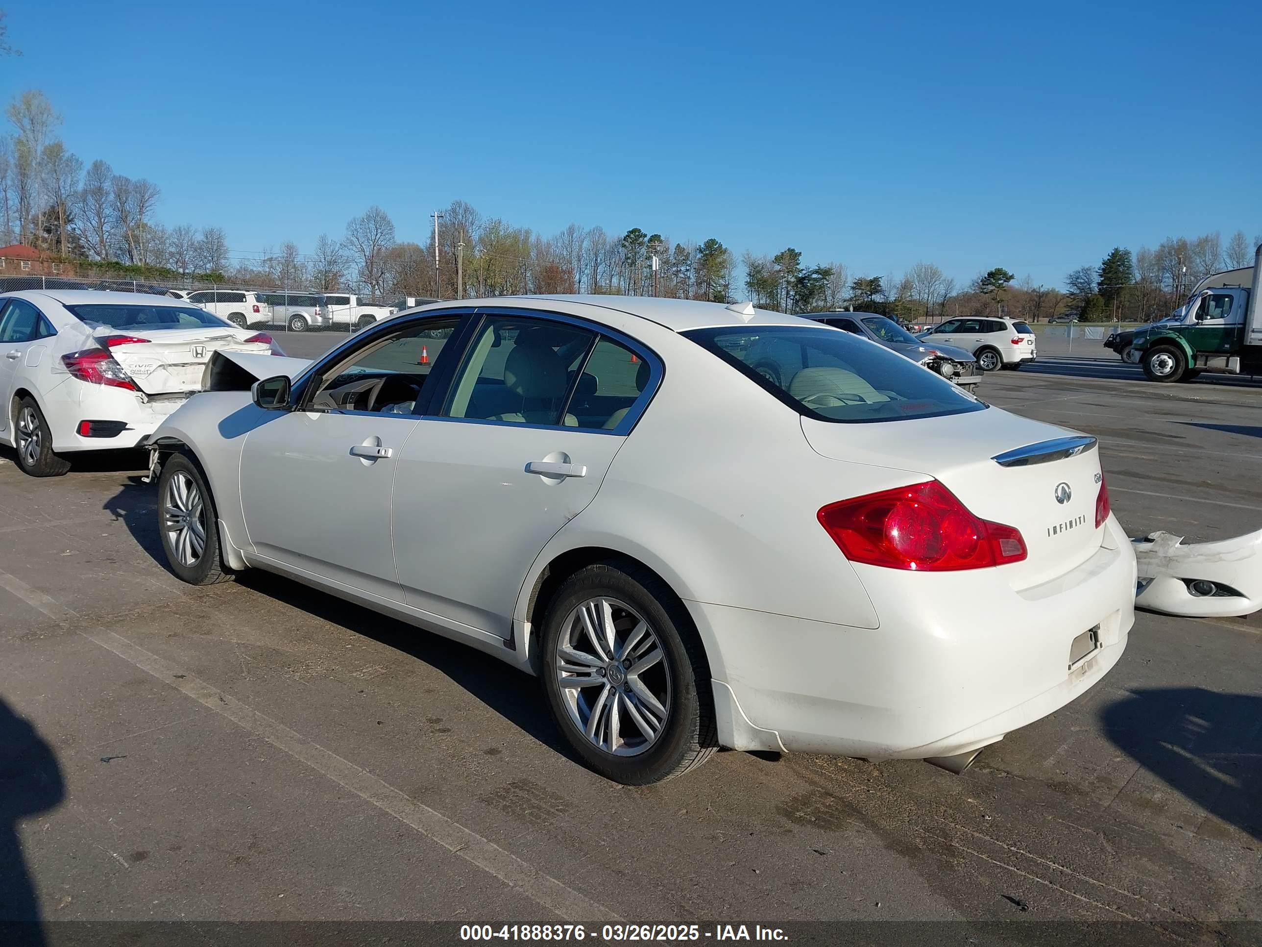 INFINITI G25X image 3
