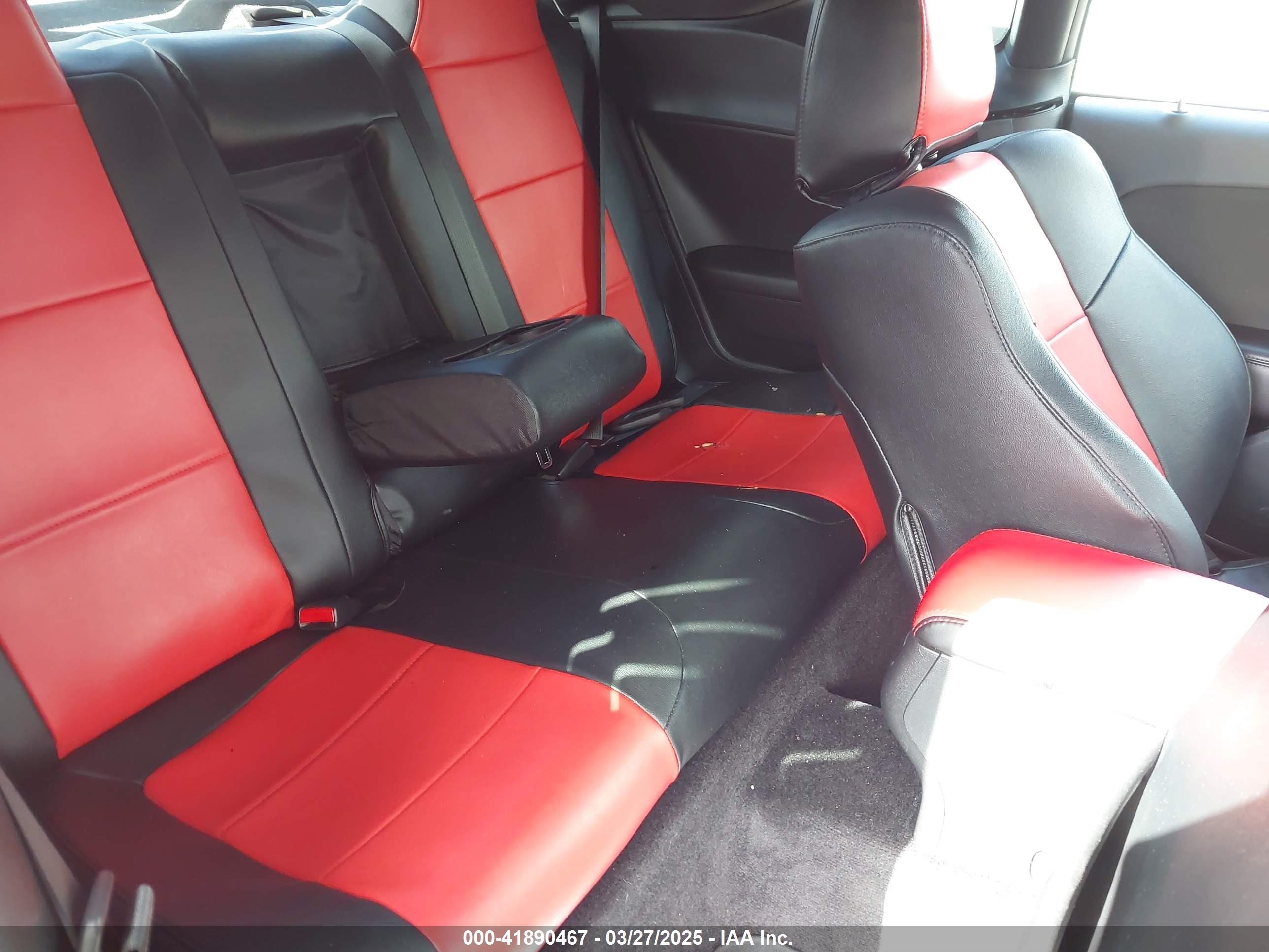 DODGE CHALLENGER image 8