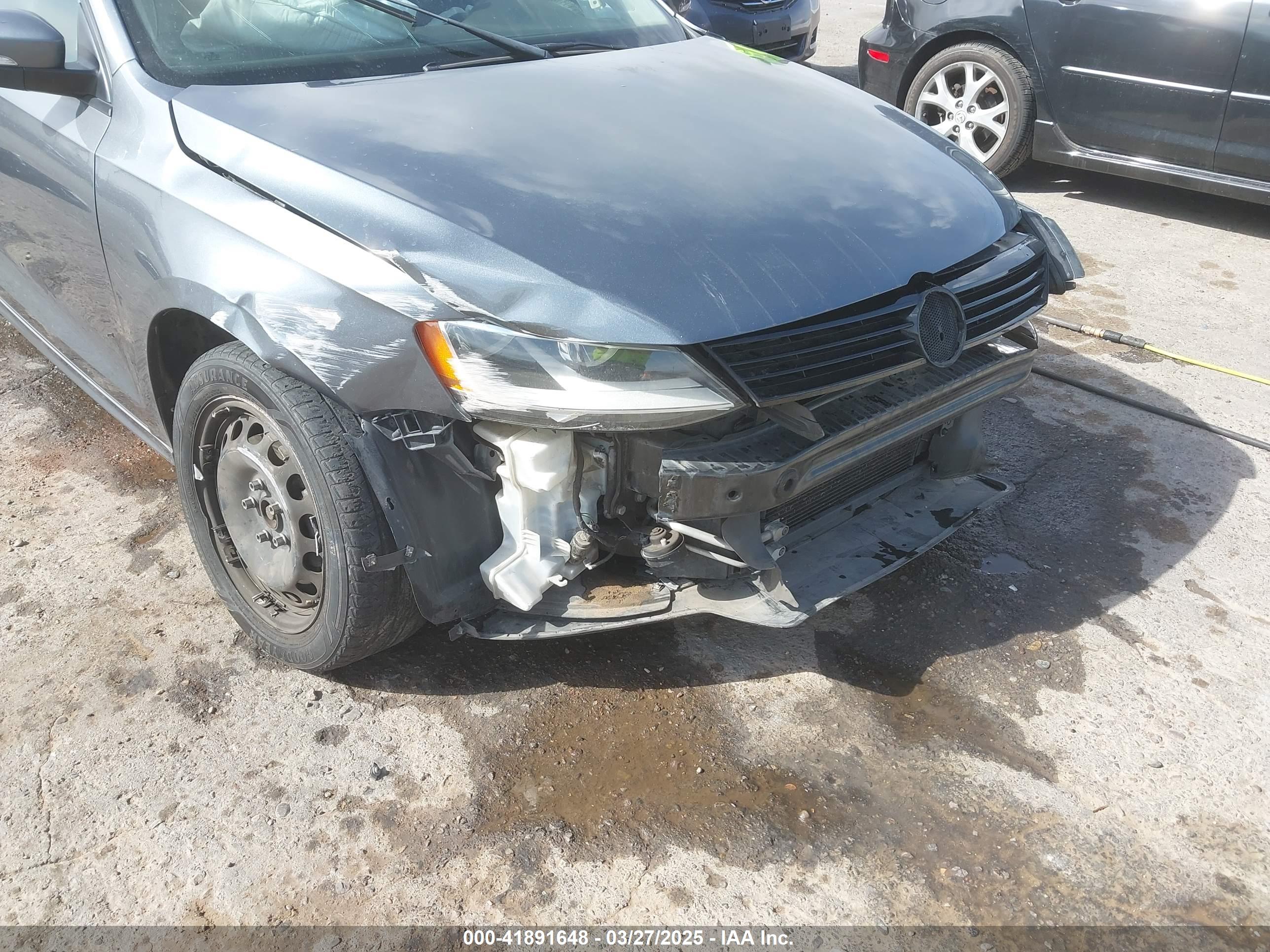 VOLKSWAGEN JETTA image 6