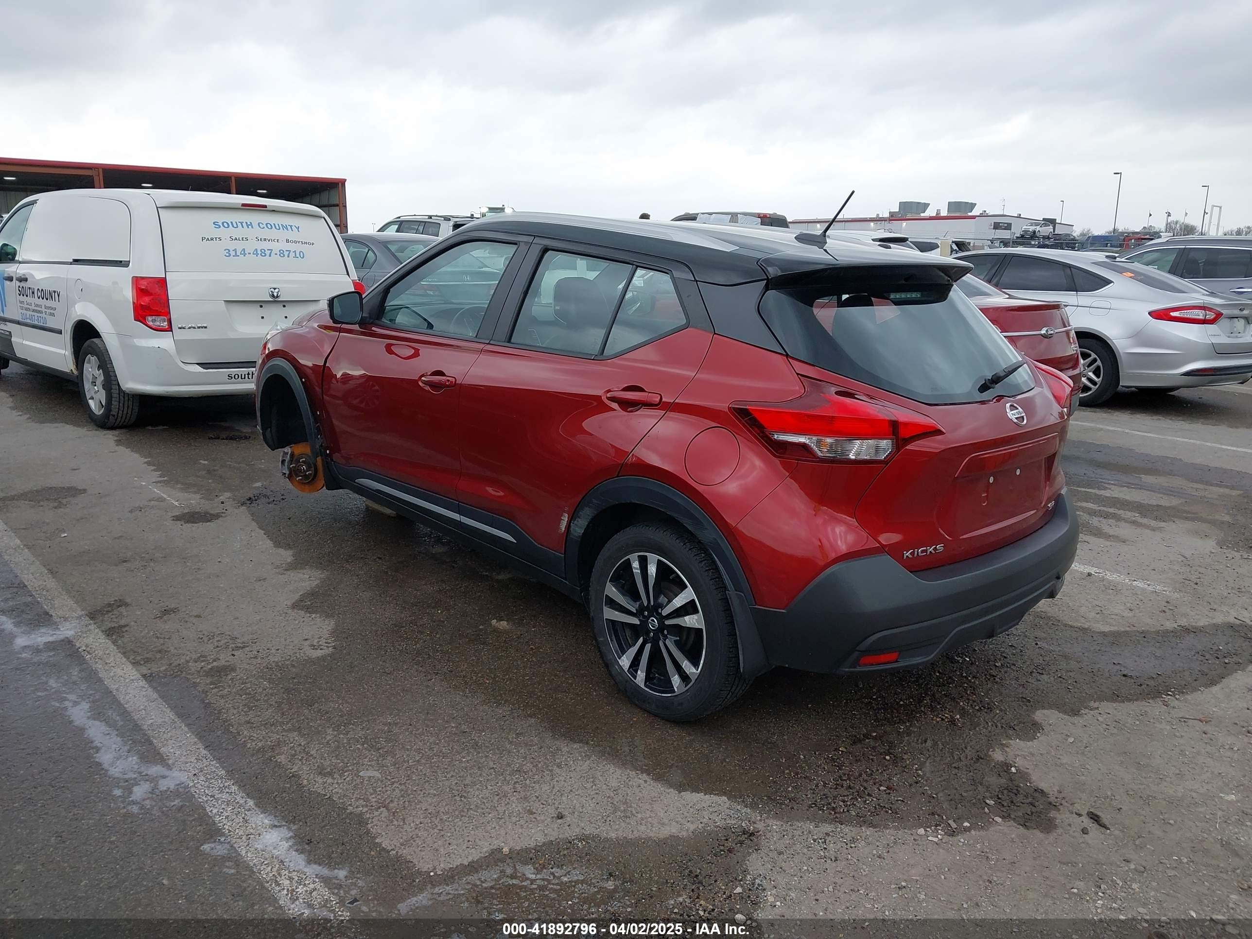 NISSAN KICKS image 3